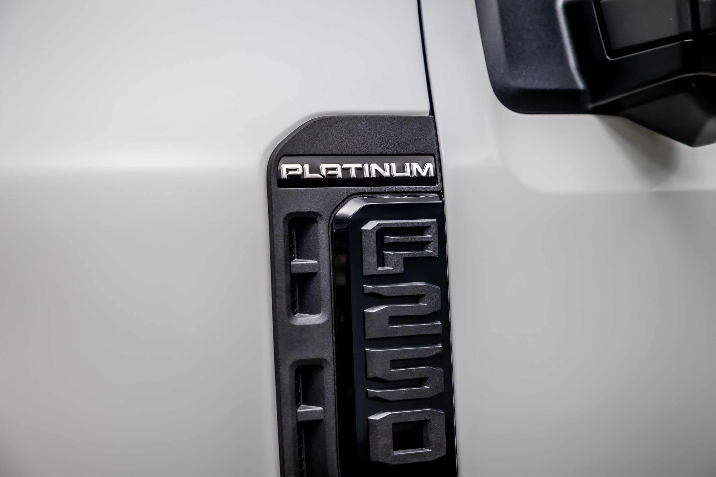2026 Ford F-250 Super Duty Platinum - Photo 17