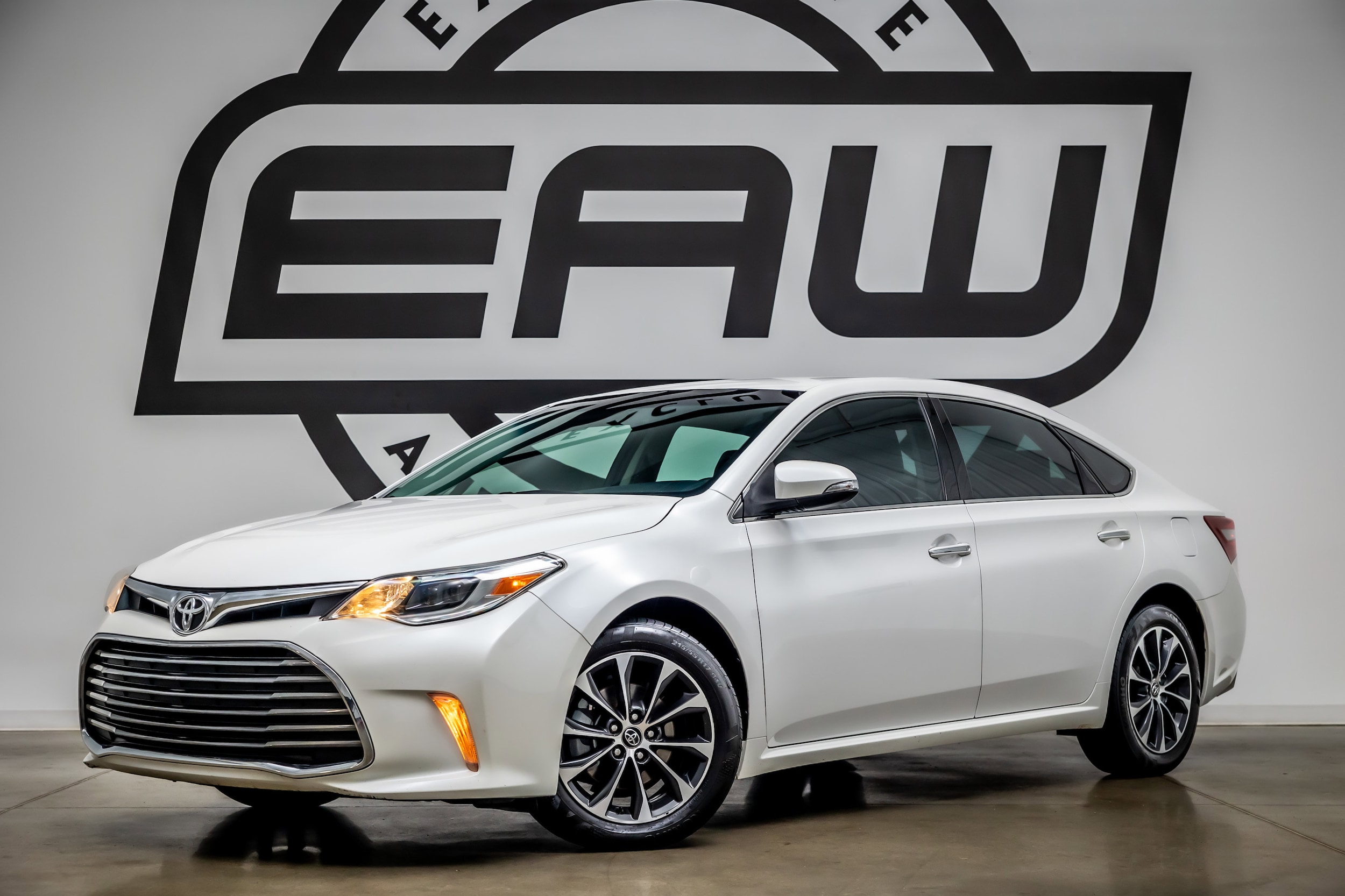 2016 Toyota Avalon XLE