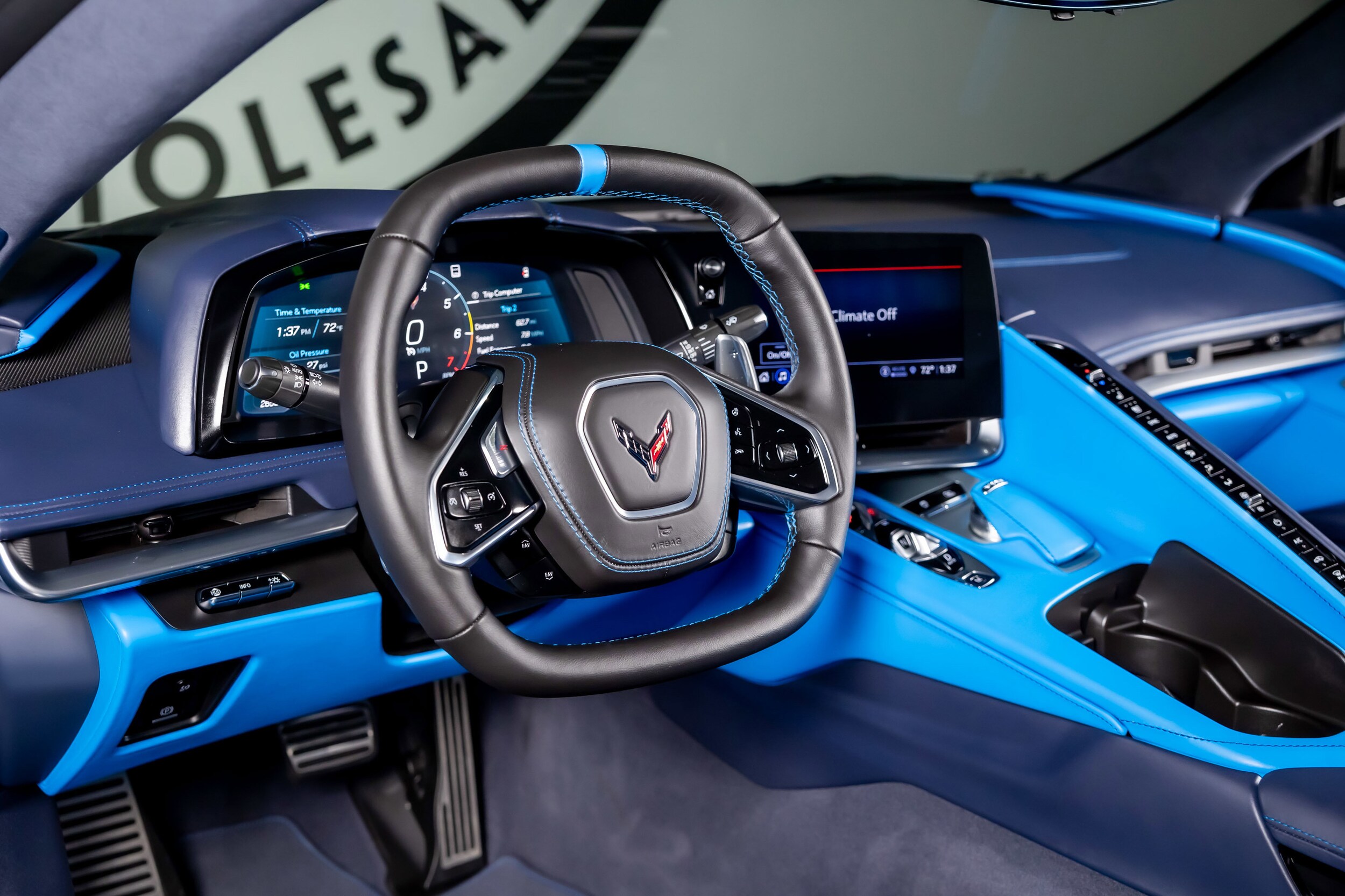 2023 Chevrolet Corvette 3LT photo 2