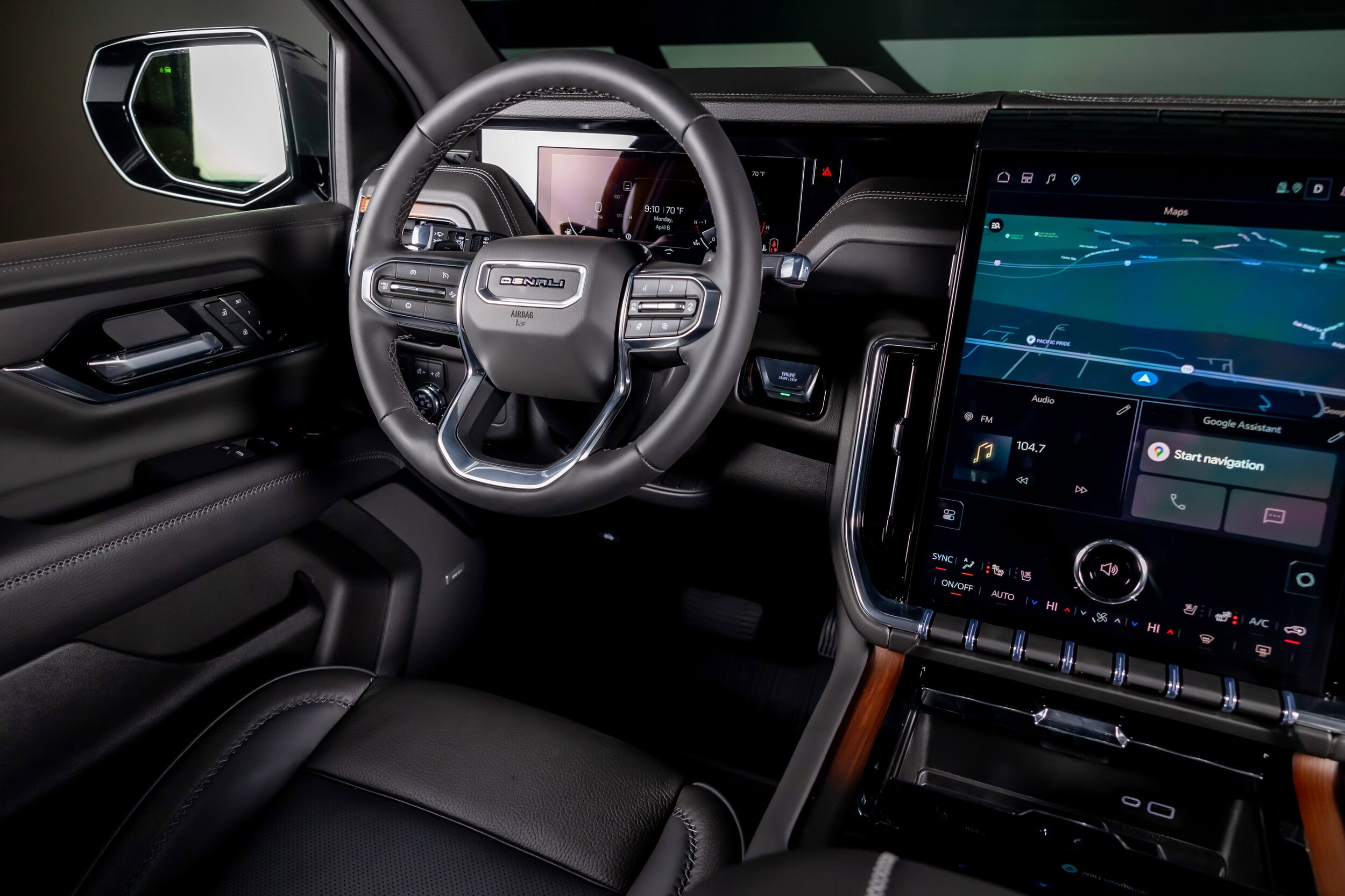 2026 GMC Yukon XL Denali - Photo 6