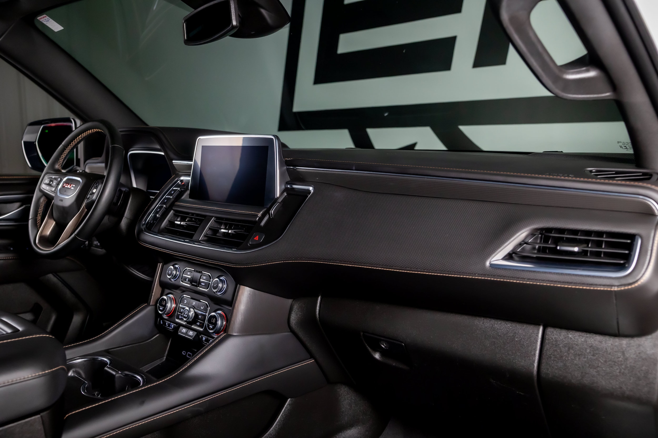 2023 GMC Yukon XL AT4 - Photo 22