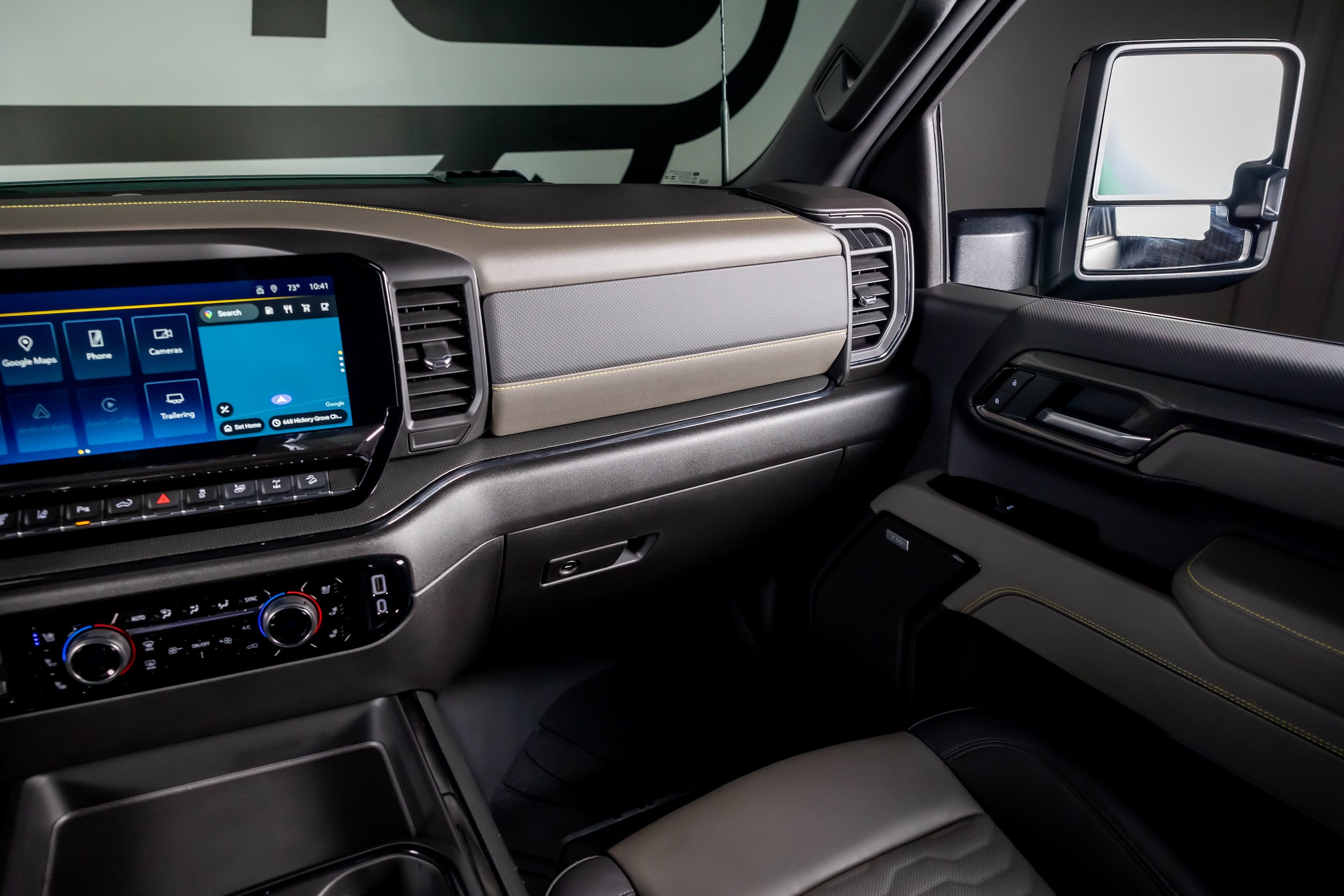 2025 Chevrolet Silverado 2500HD ZR2 - Photo 8