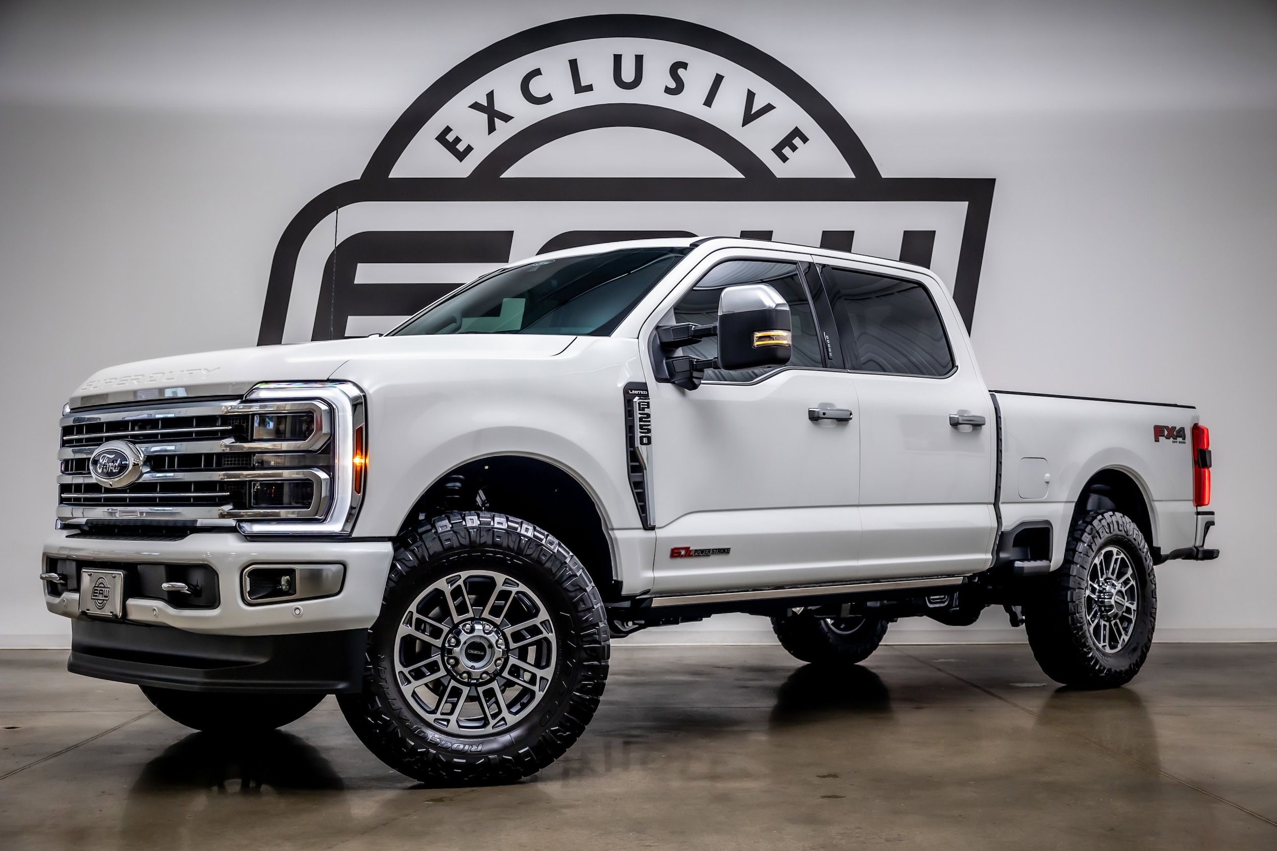 2024 Ford F-250 Super Duty Limited's photo