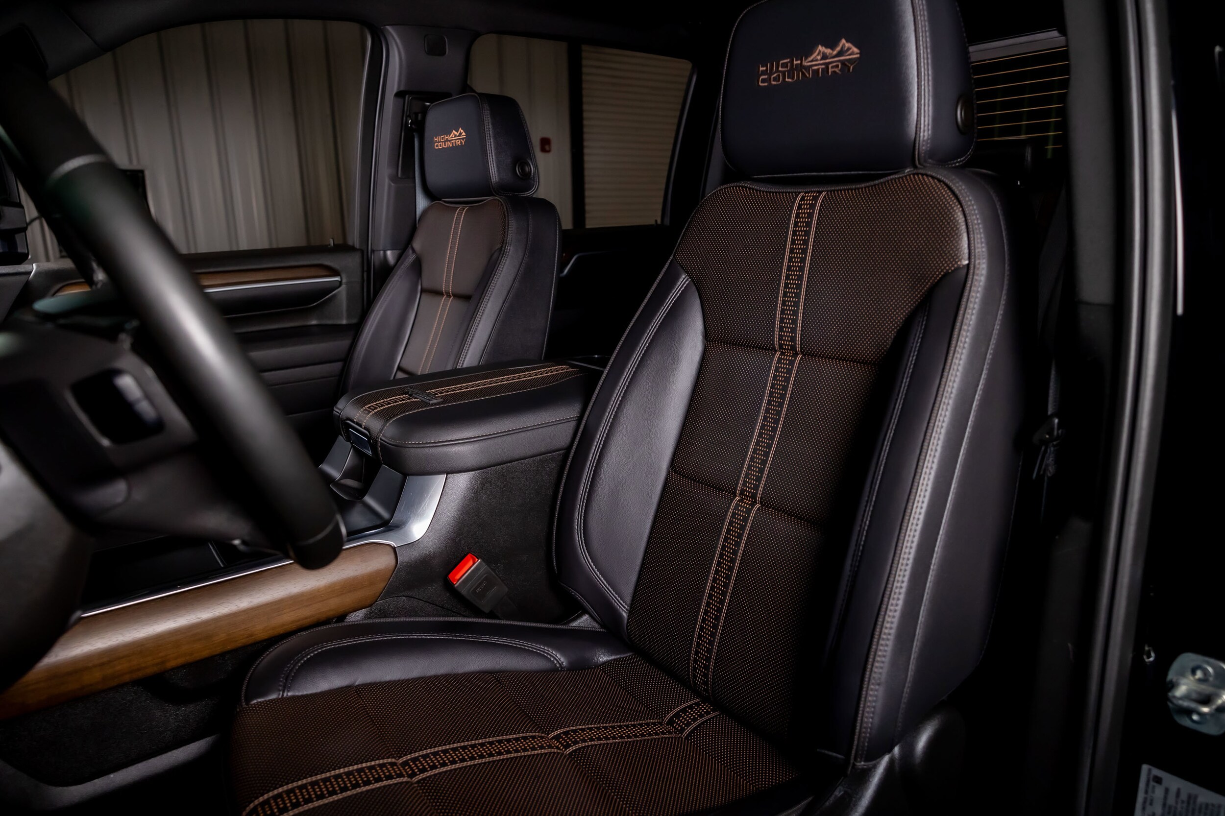 2025 Chevrolet Silverado 2500HD High Country photo 4