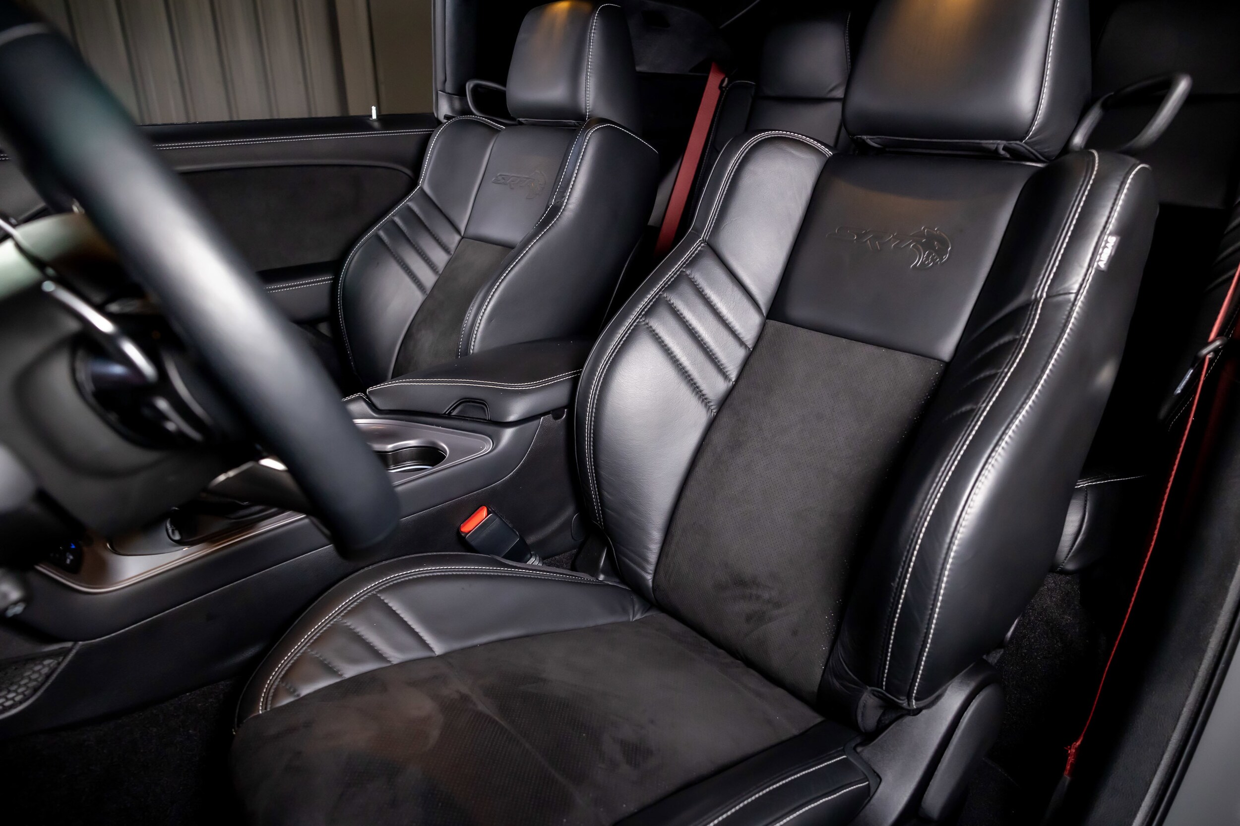 2023 Dodge Challenger SRT8 Hellcat photo 4