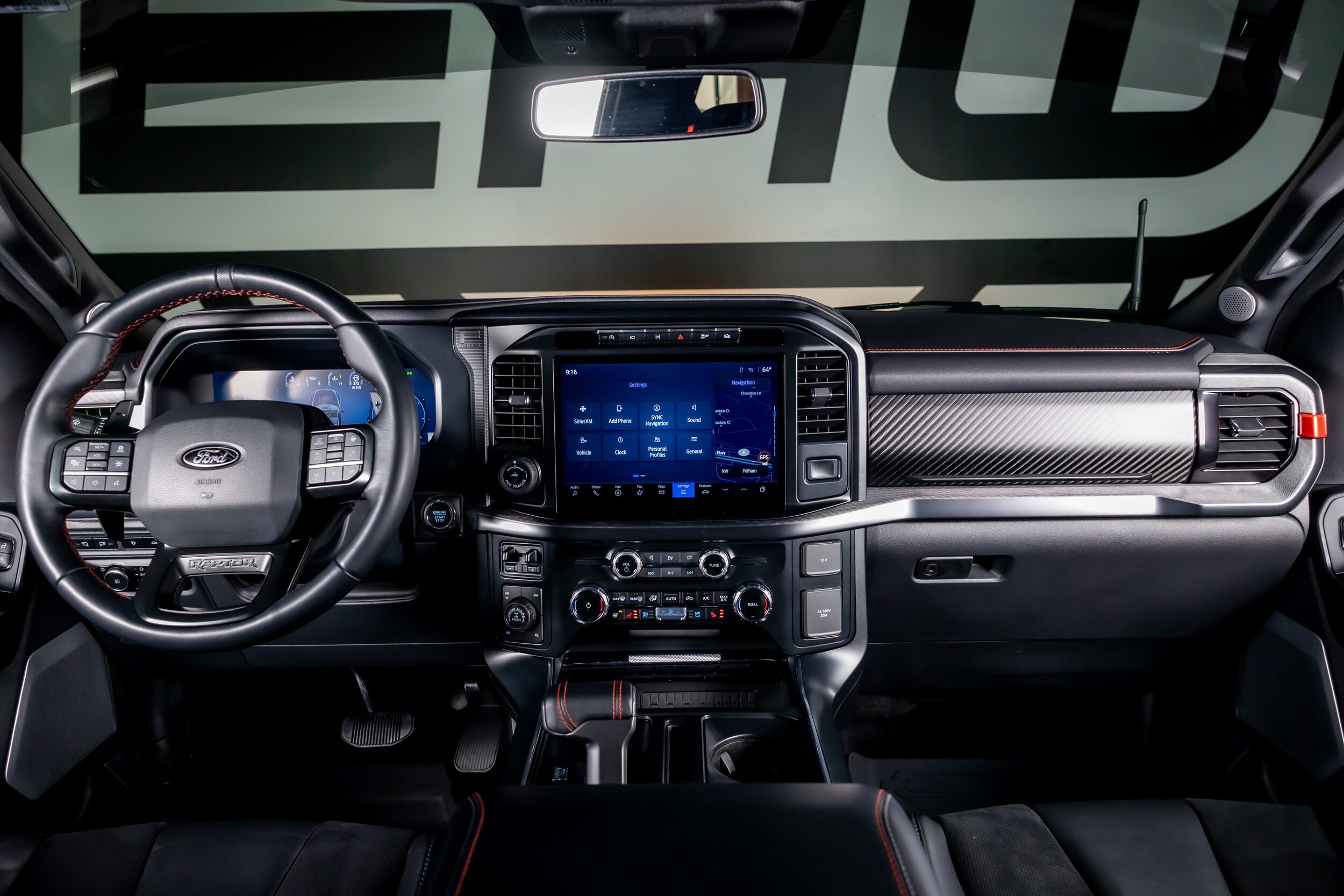 2024 Ford F-150 Raptor photo 2