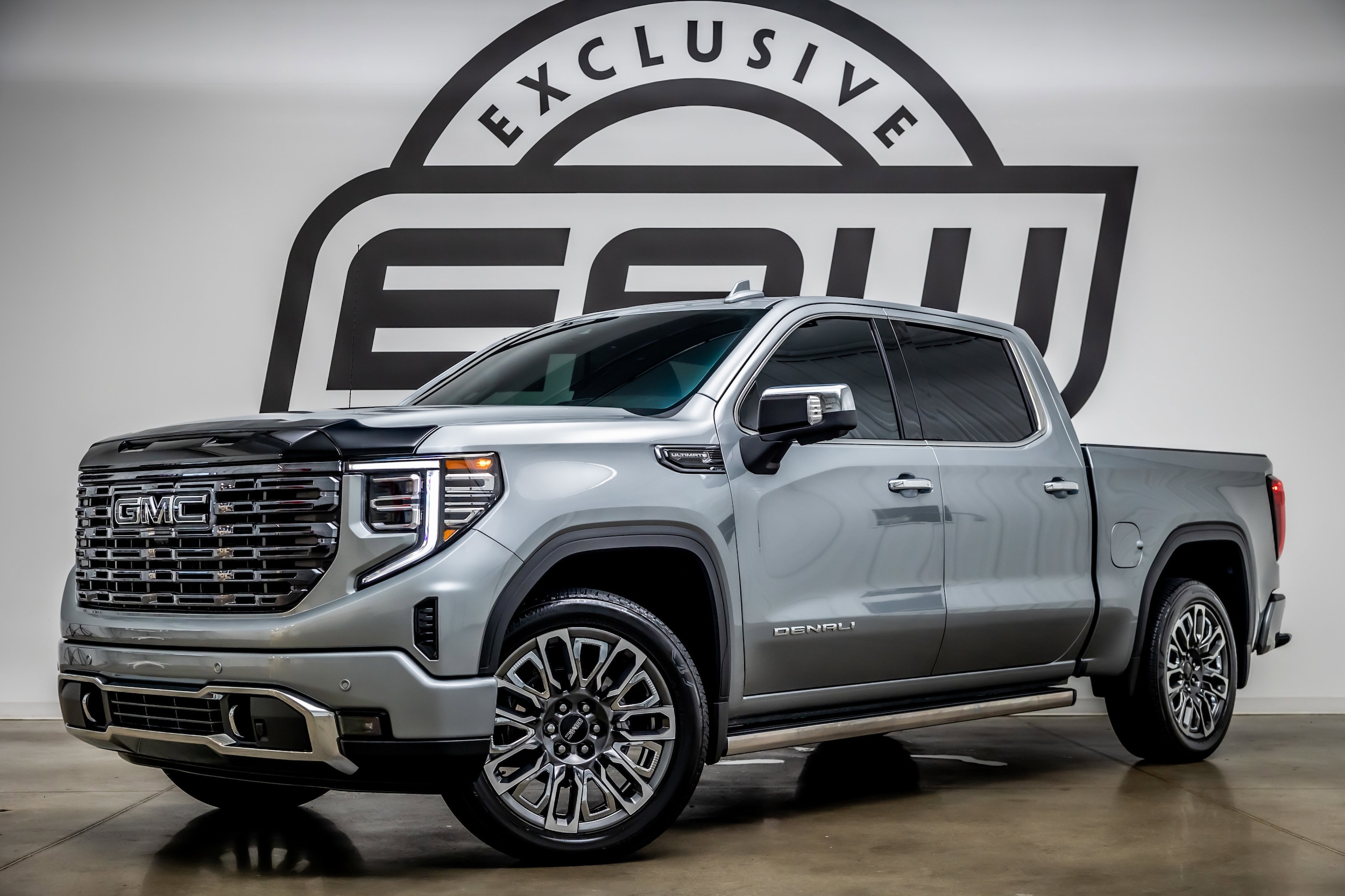 2025 GMC Sierra 4WD Crew Cab Short Box Denali Ultimate's photo