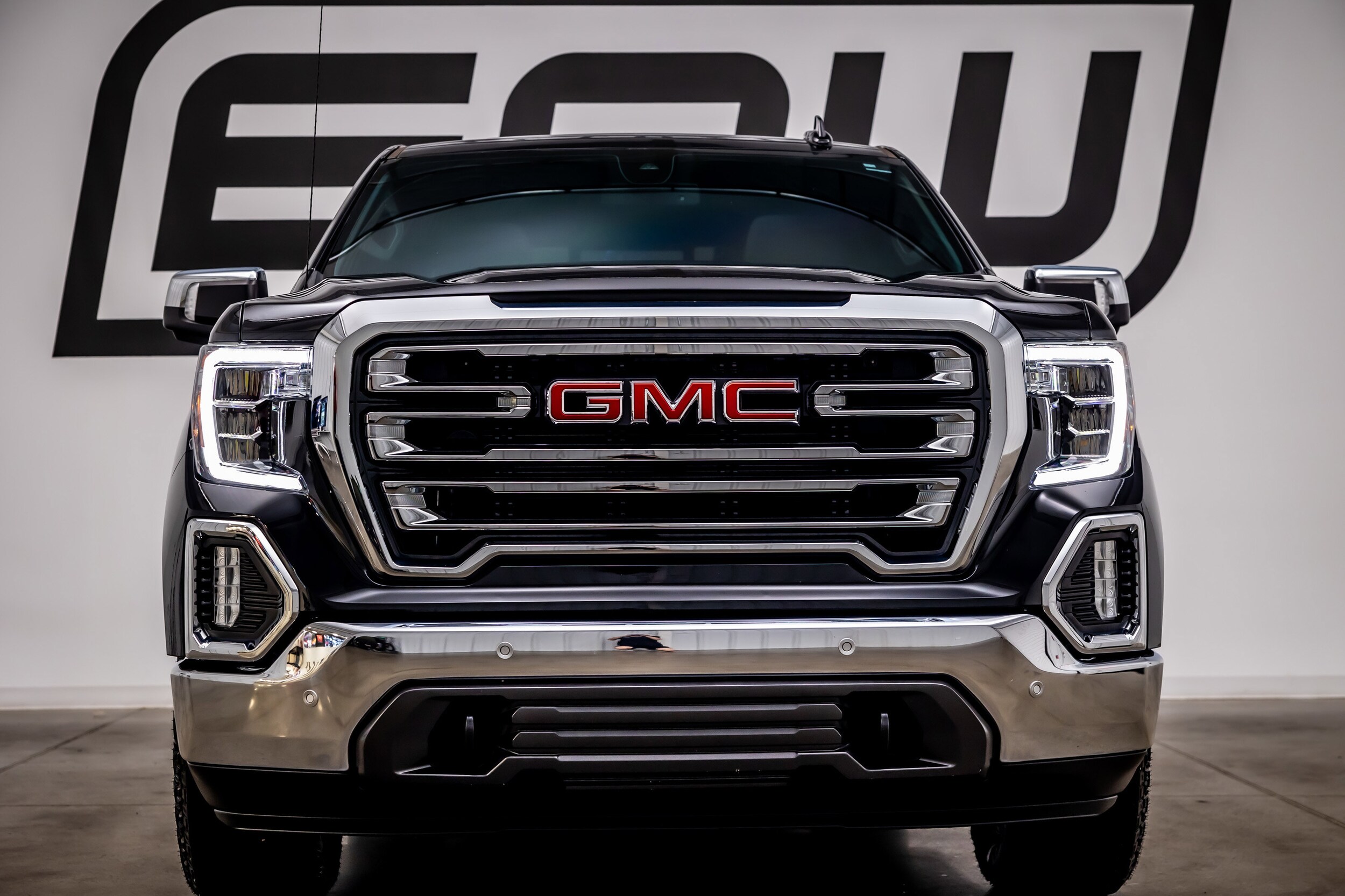 2021 Gmc Sierra 1500 SLT photo 3