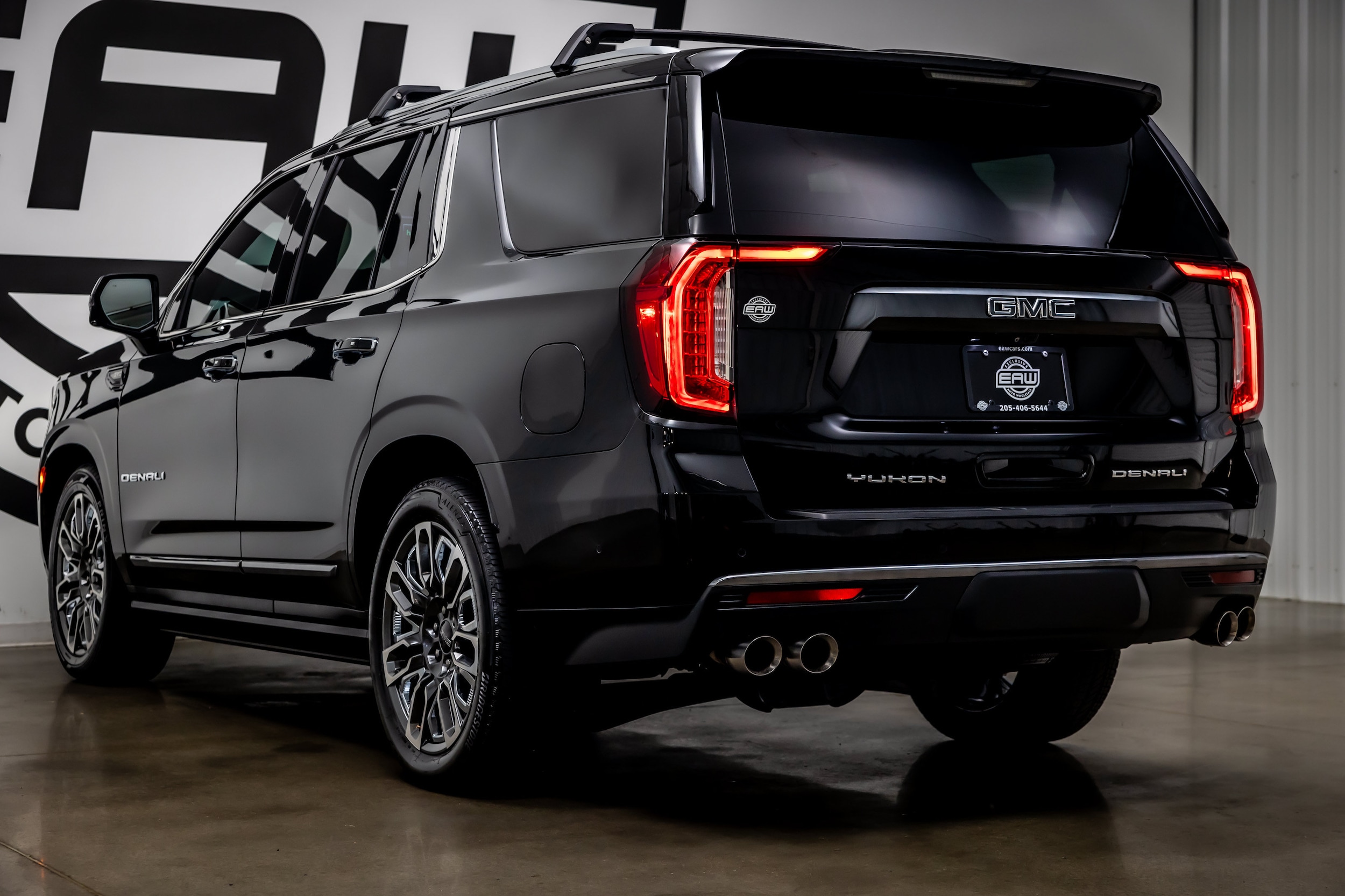 2024 GMC Yukon Denali Ultimate - Photo 31