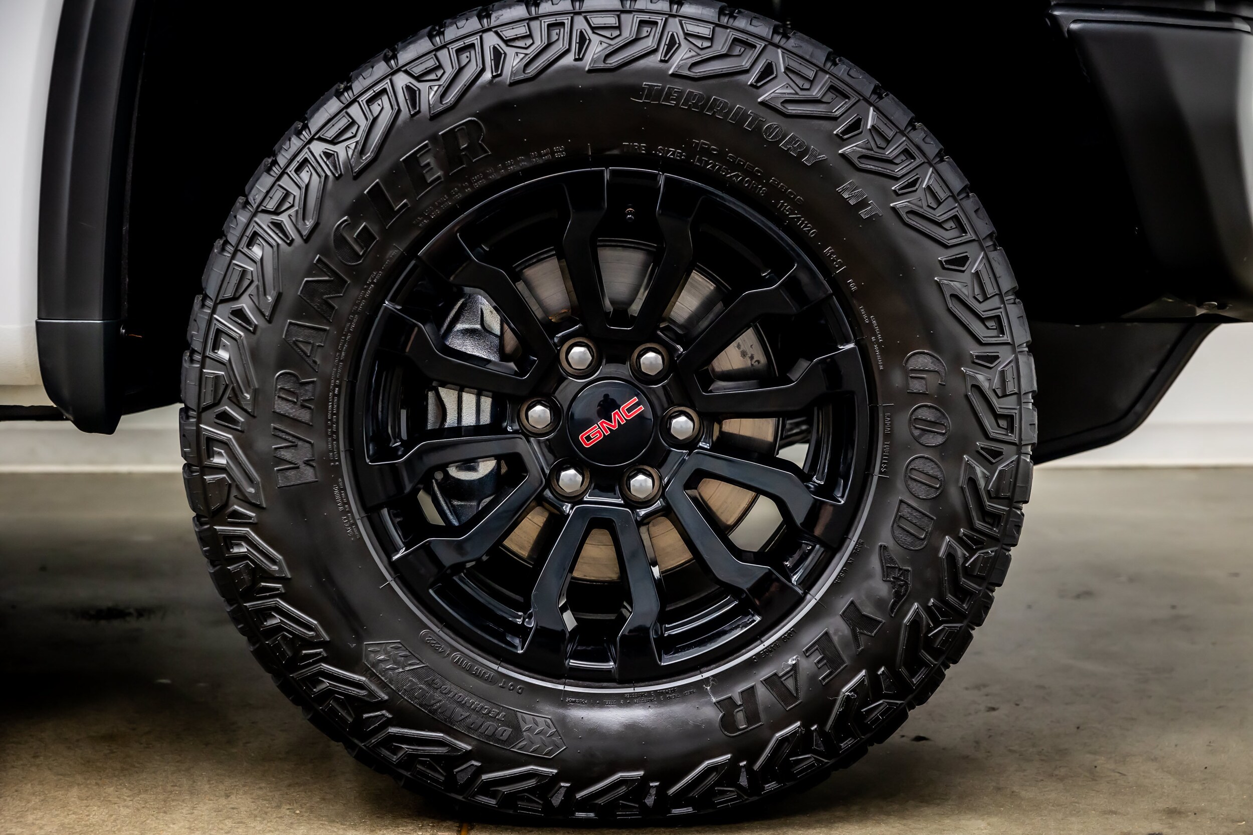 2023 GMC Sierra 1500 AT4X - Photo 42