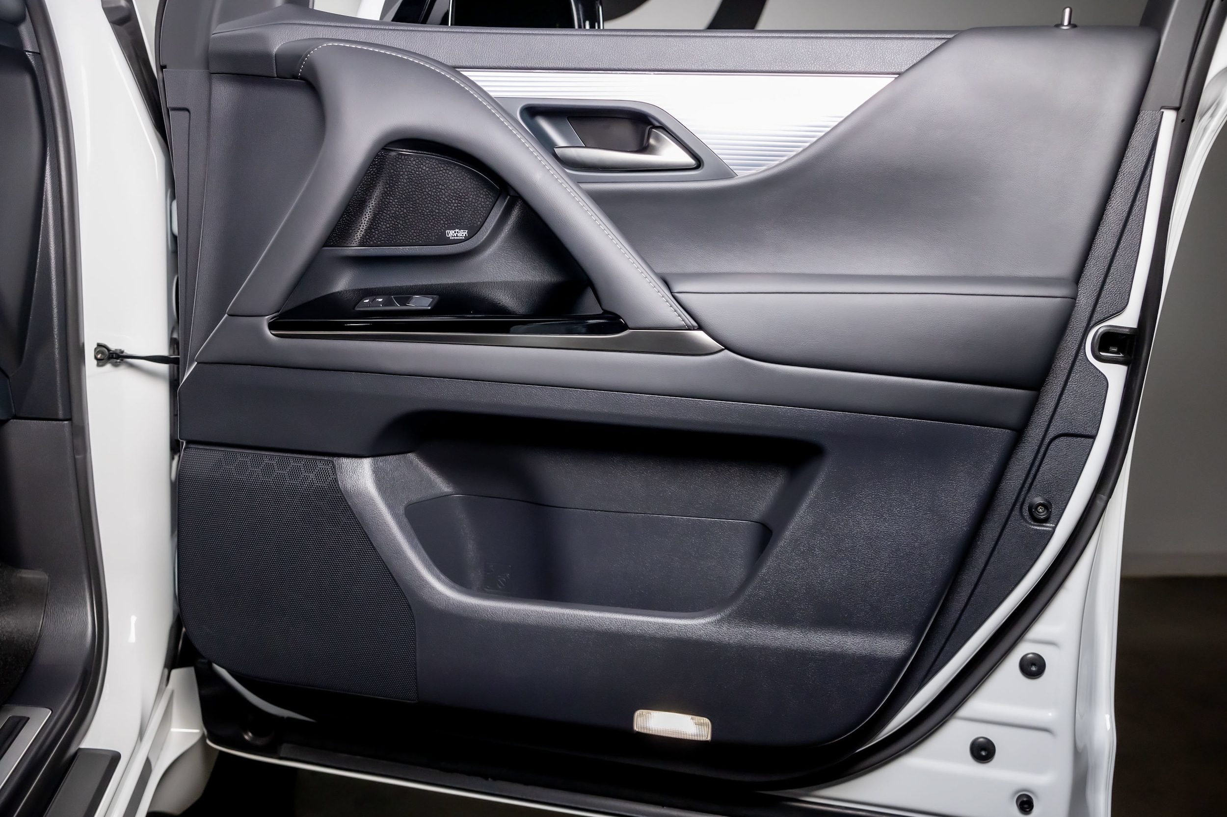 2024 Lexus LX 57