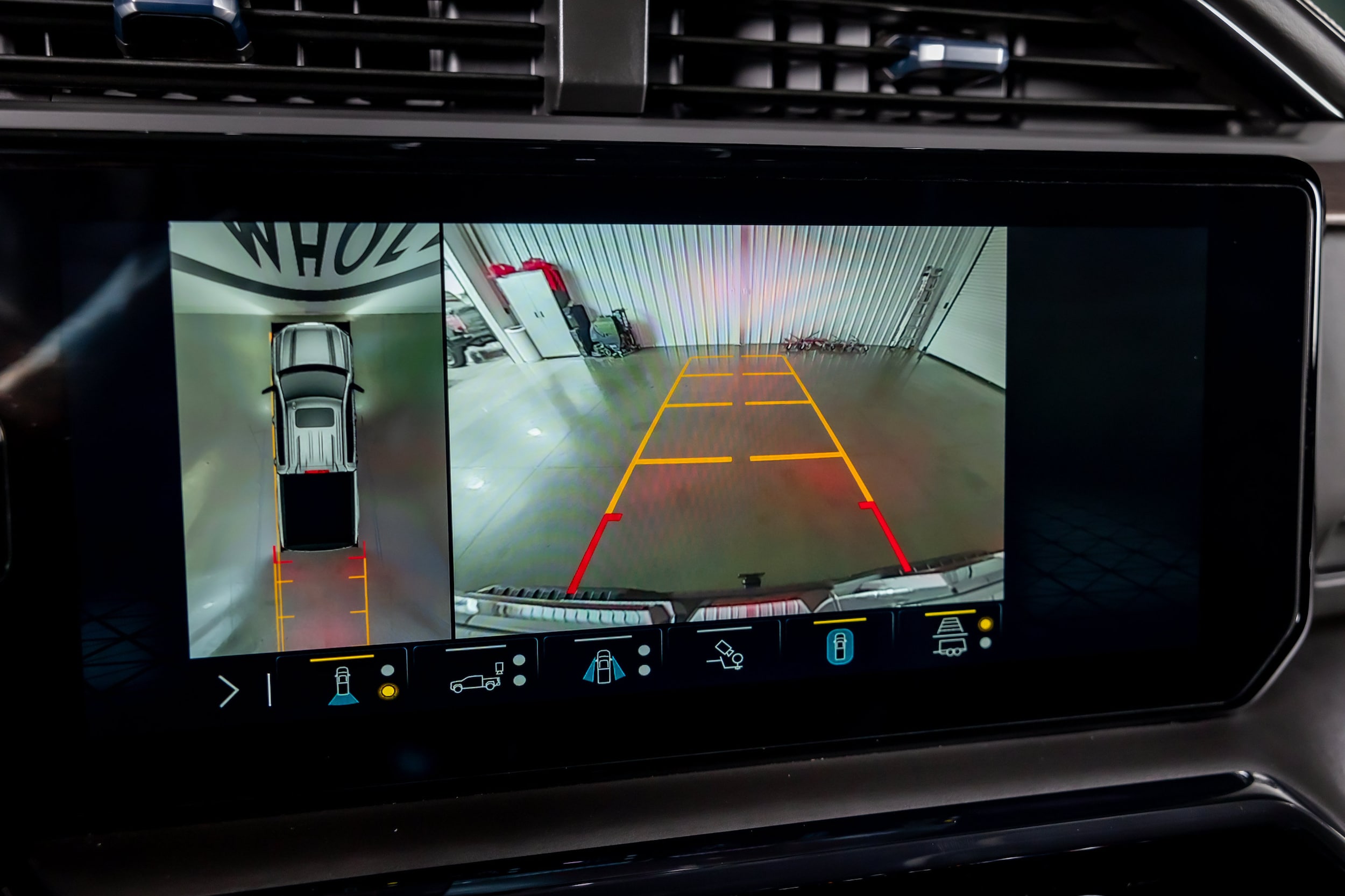 2023 GMC Sierra 1500 AT4X - Photo 12