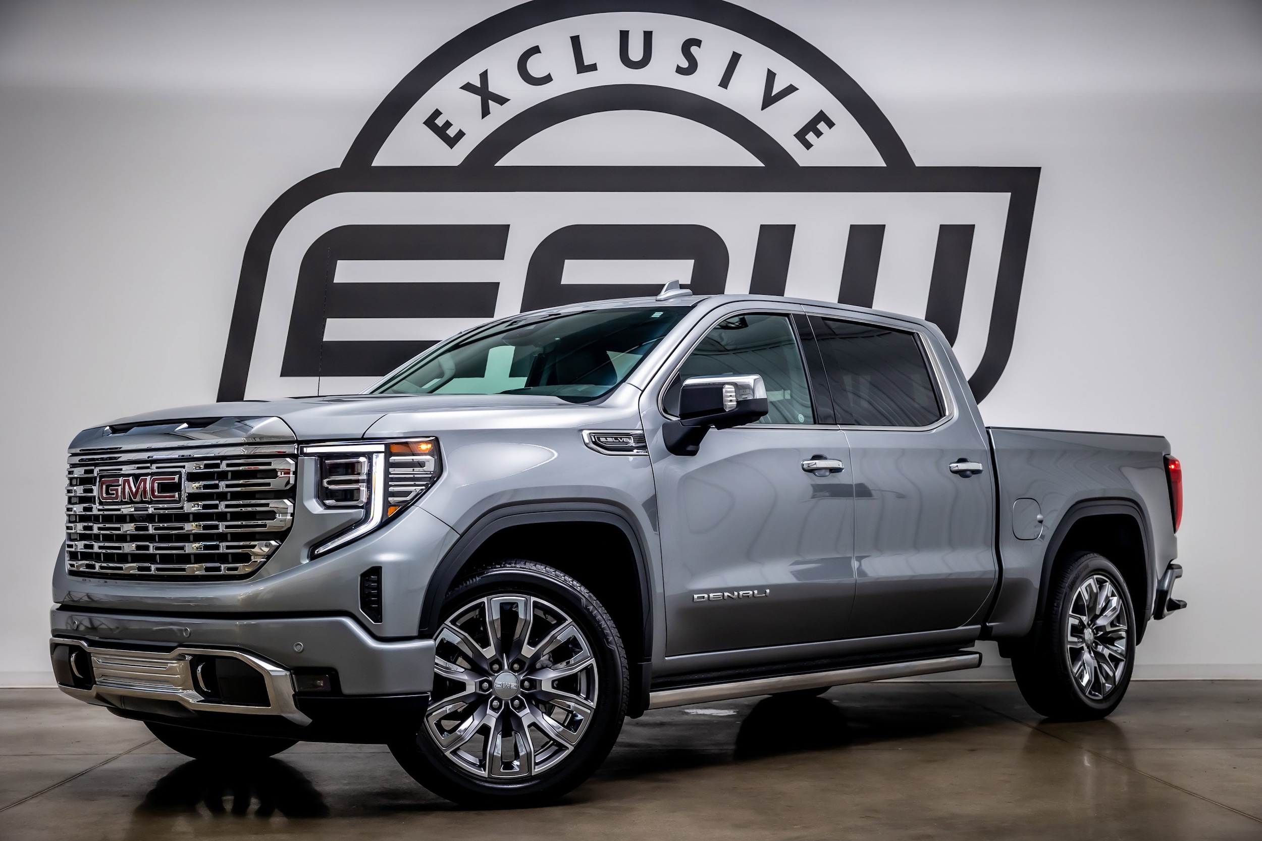 2025 GMC Sierra 4WD Crew Cab Short Box Denali's photo