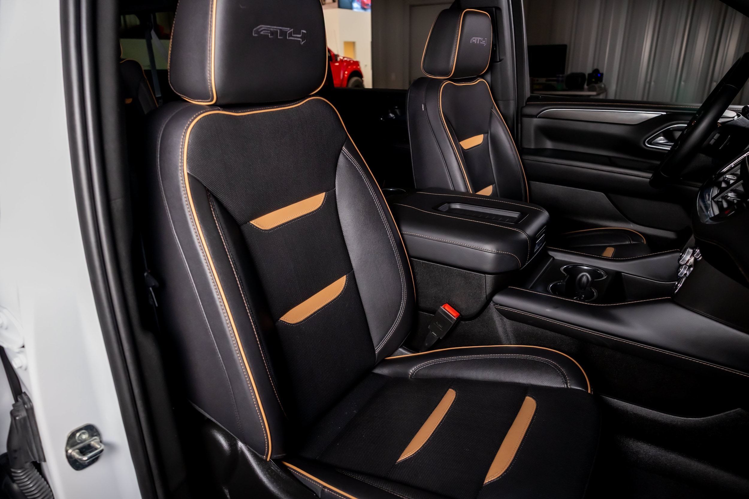 2023 GMC Yukon XL AT4 - Photo 20