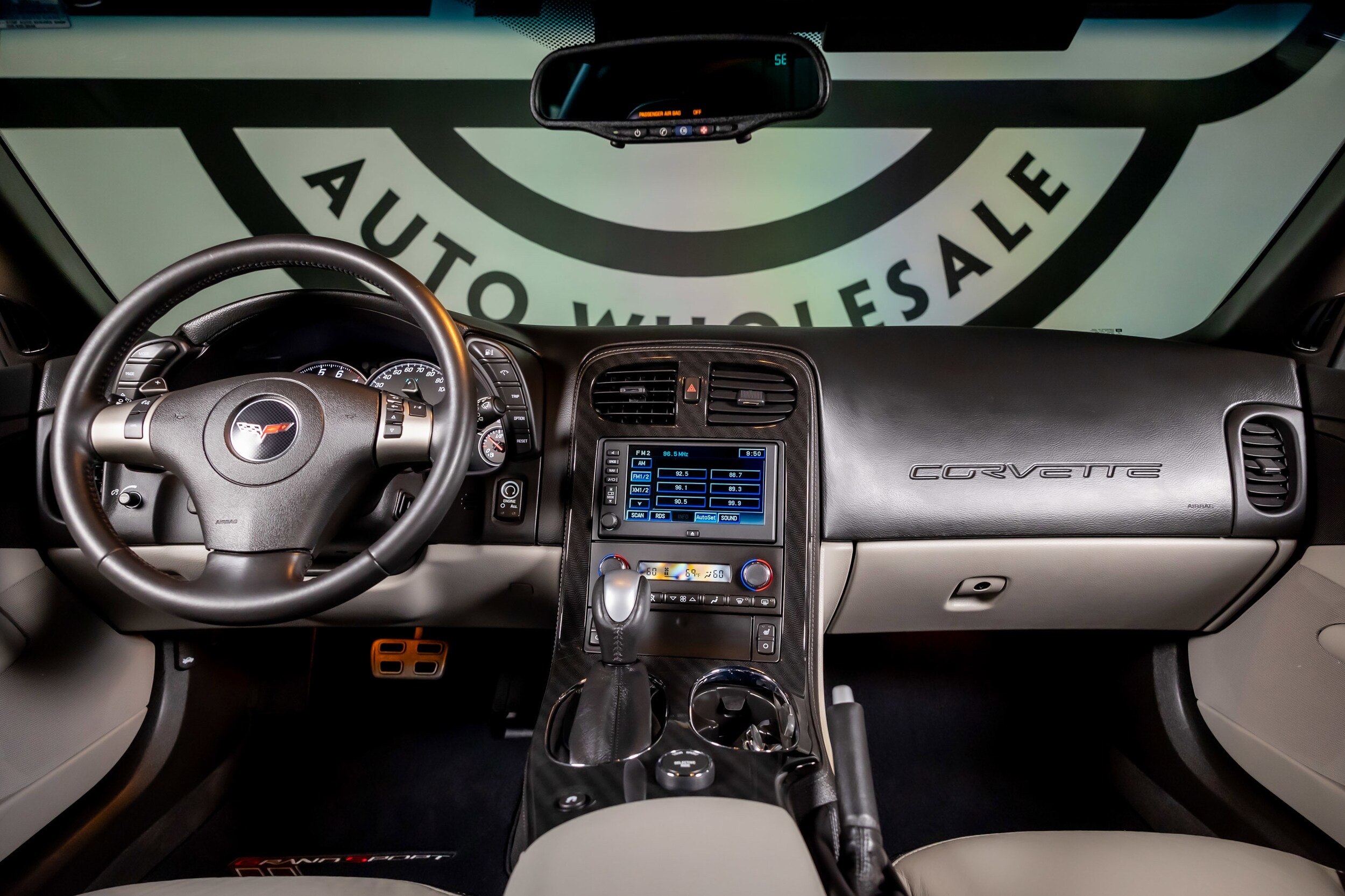 2011 Chevrolet Corvette Grand Sport 3LT photo 2