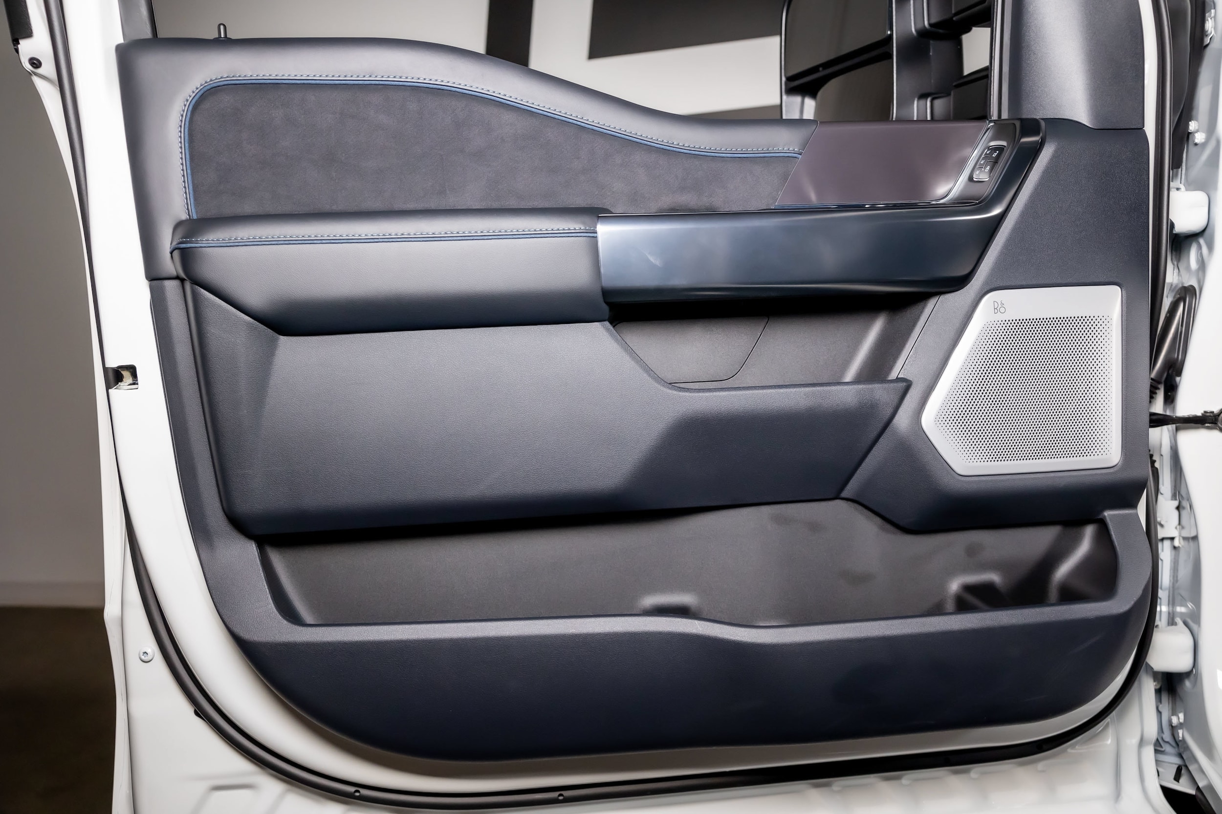 2026 Ford F-250 Super Duty Platinum - Photo 53