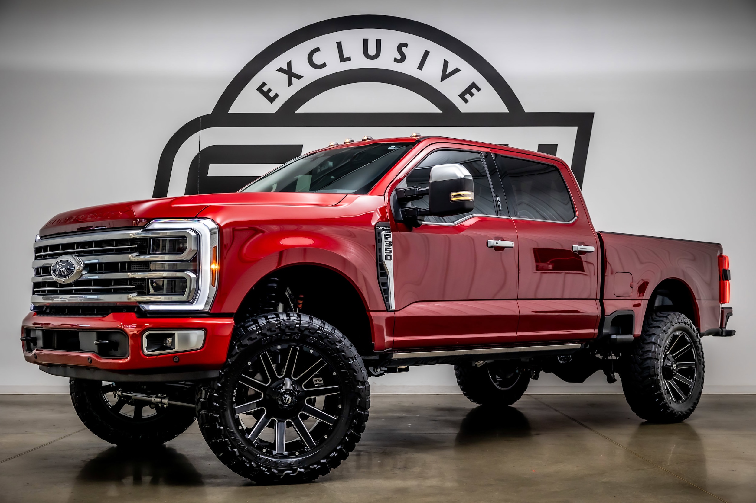 2026 Ford F-350 Platinum 4x4 Crew Cab 6-3/4' Box SRW's photo