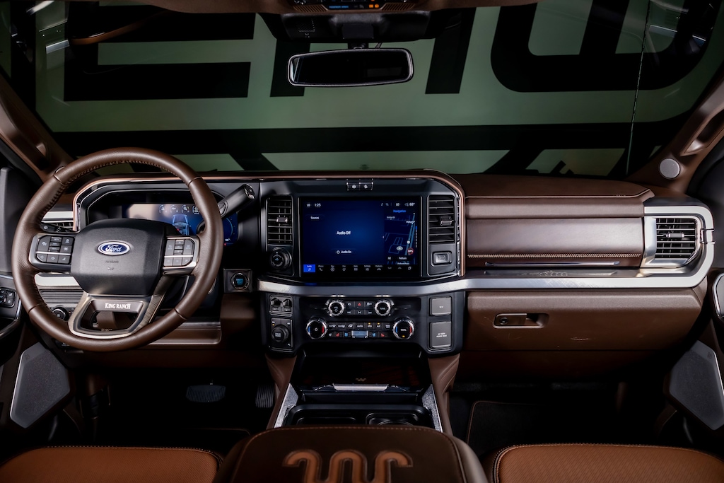 Used 2025 Ford F-450 King Ranch 4WD Crew Cab 8 Box Truck Crew Cab