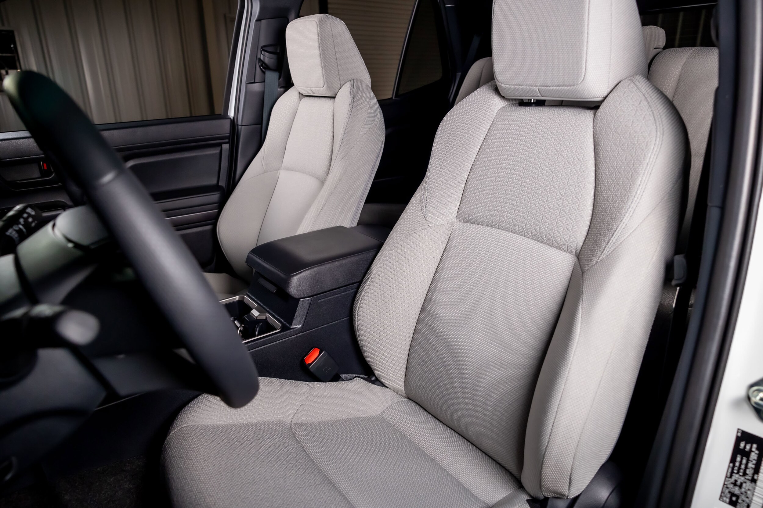 2025 Toyota 4Runner SR5 photo 2