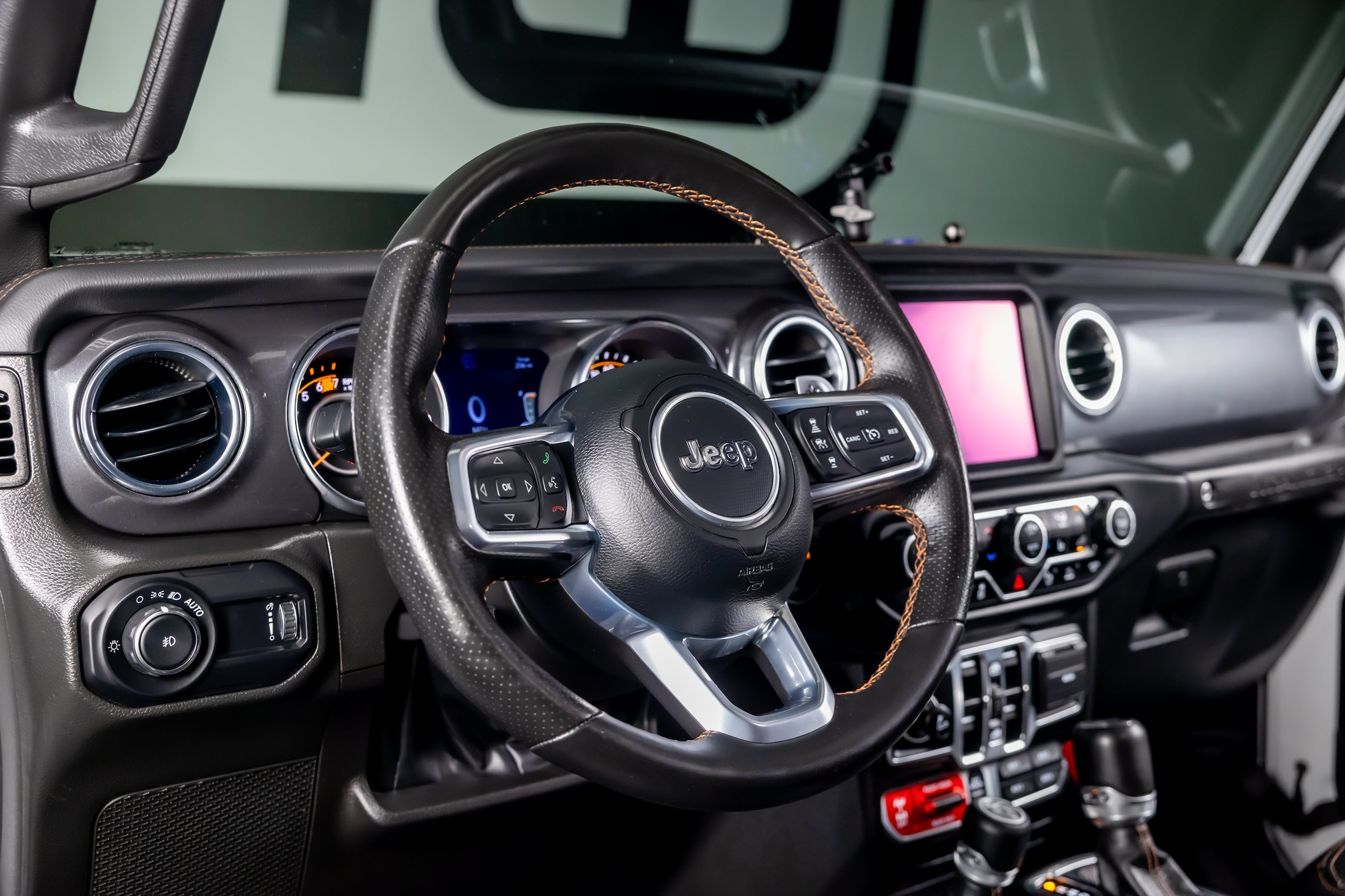 2023 Jeep Wrangler 4-Door Rubicon 392 - Photo 24