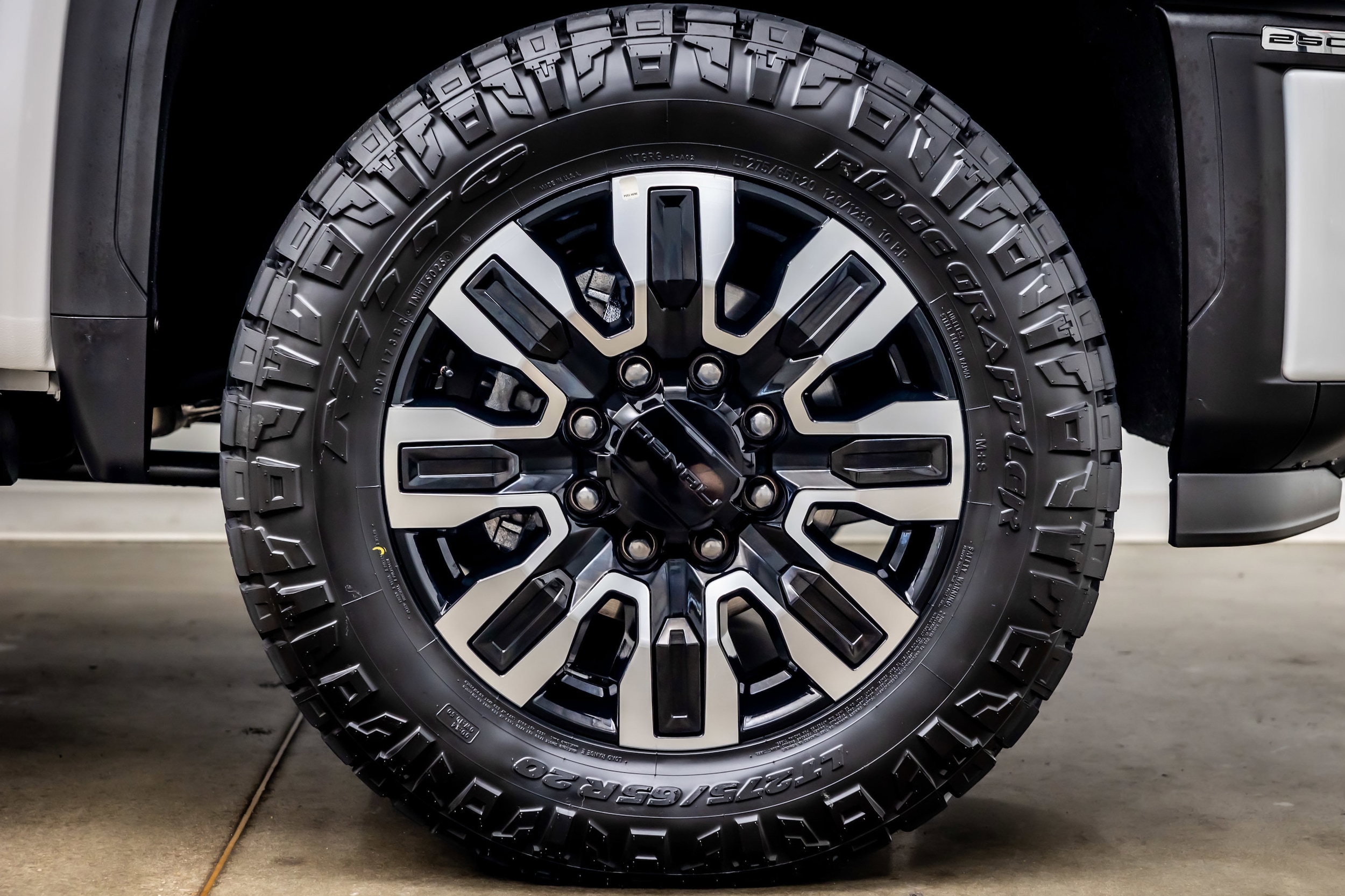 2025 GMC Sierra 2500HD Denali Ultimate - Photo 39
