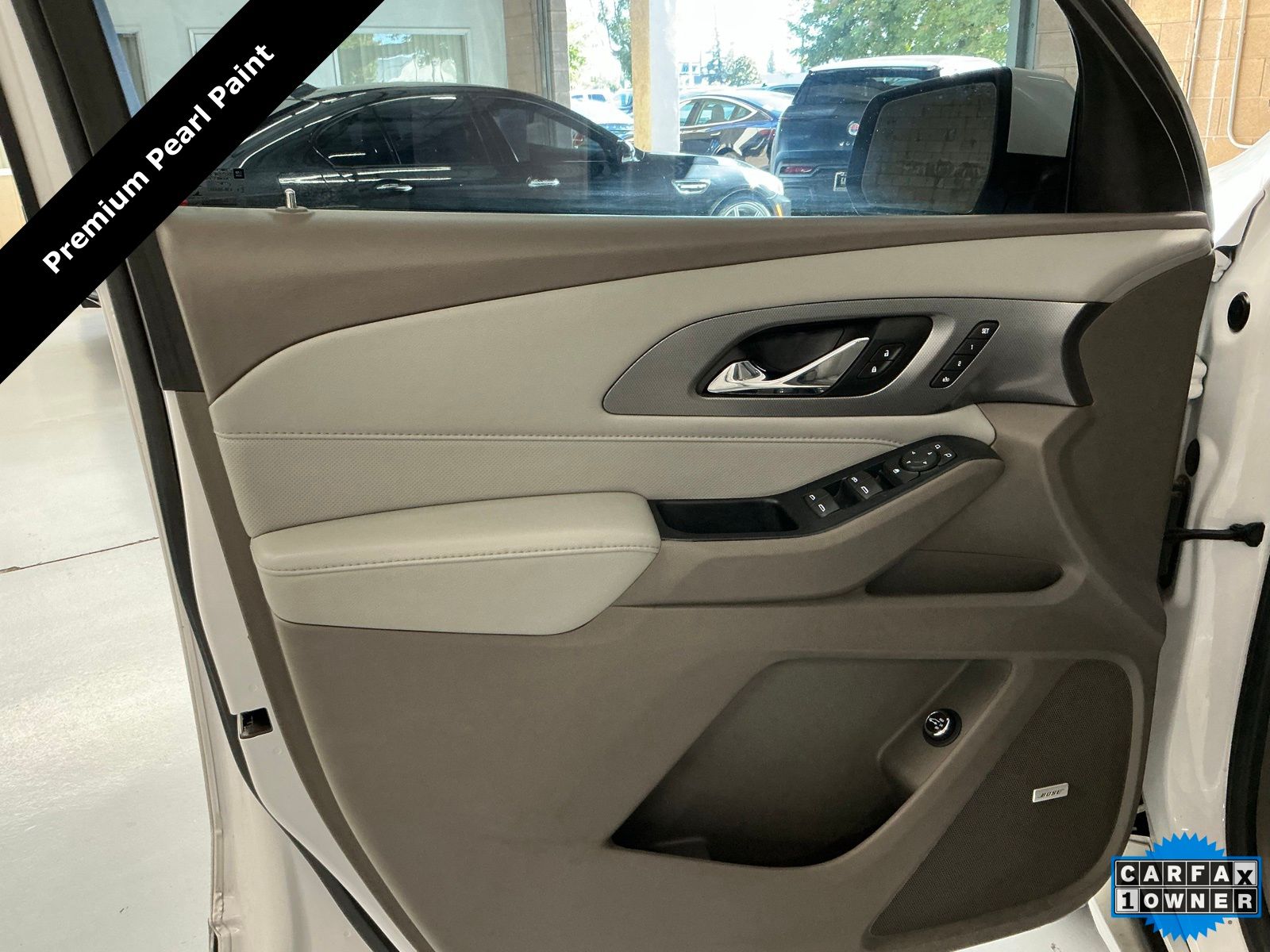 2021 Chevrolet Traverse Premier - Photo 18