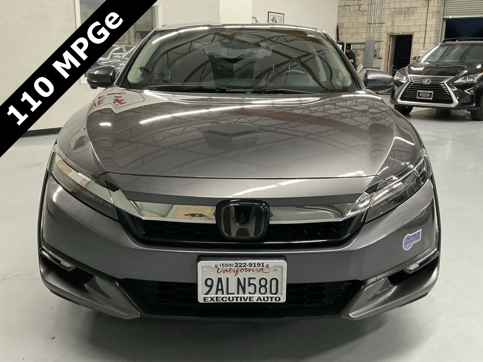 2019 Honda Clarity Plug-In Hybrid Touring photo 2