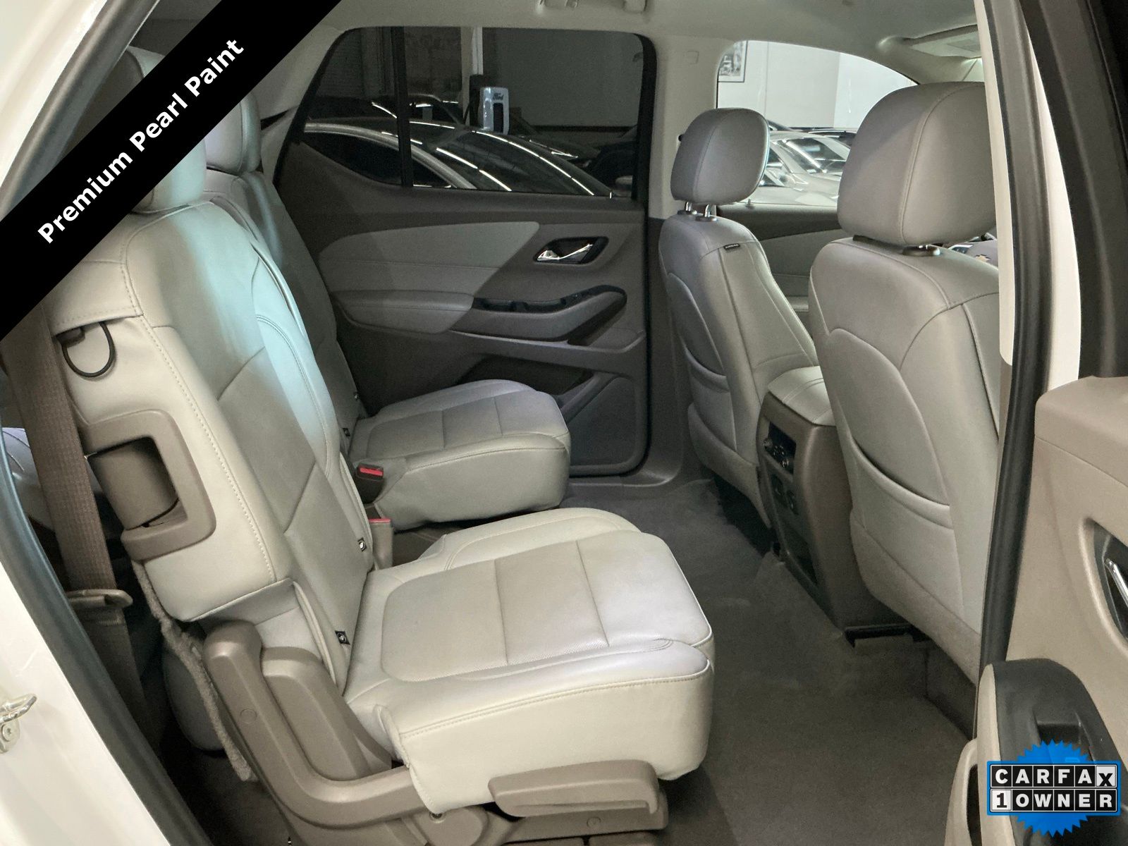 2021 Chevrolet Traverse Premier - Photo 16