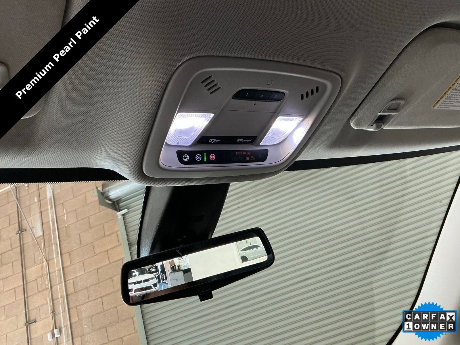 2021 Chevrolet Traverse Premier - Photo 29