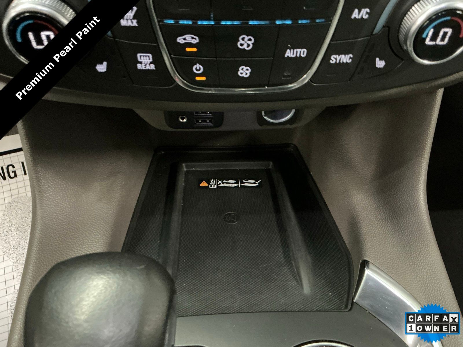 2021 Chevrolet Traverse Premier - Photo 26