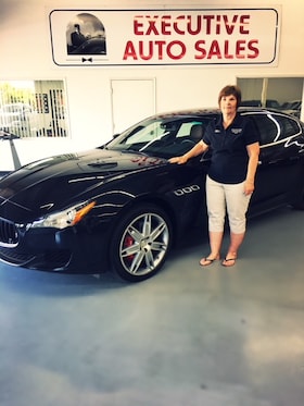 Staff member Carole Mott from 502a5284c948