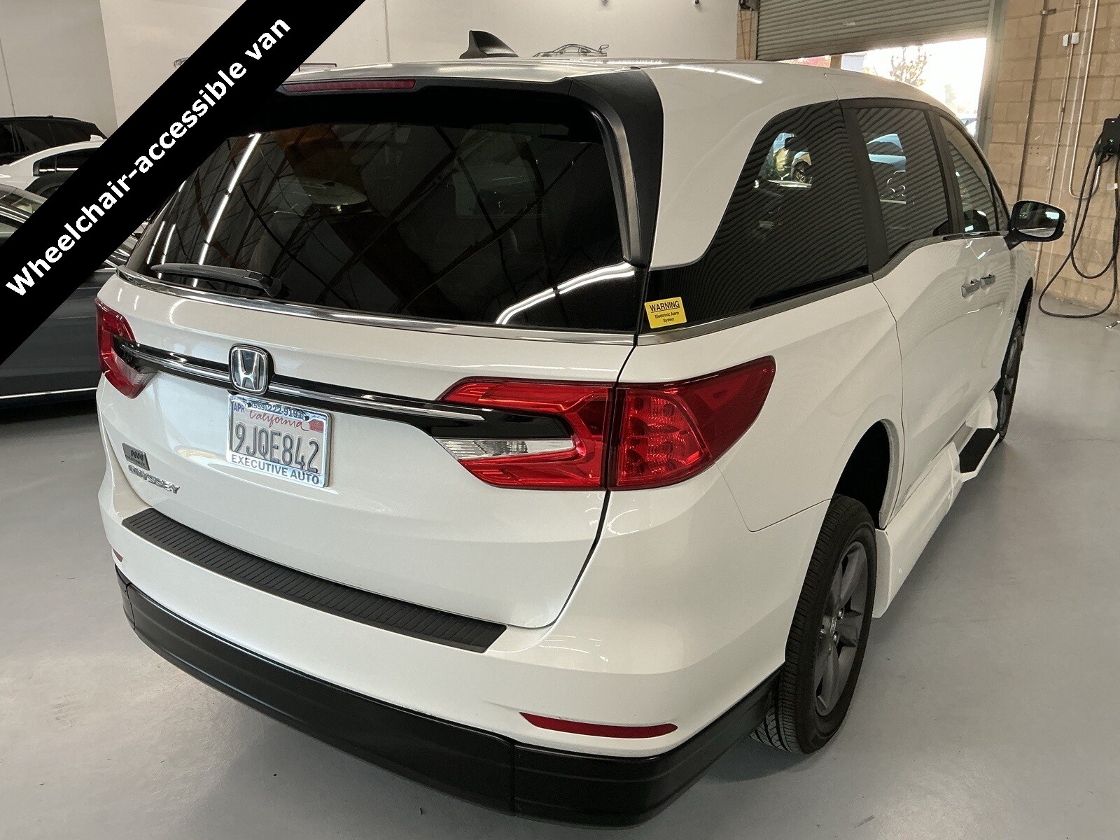 2021 Honda Odyssey EX photo 3