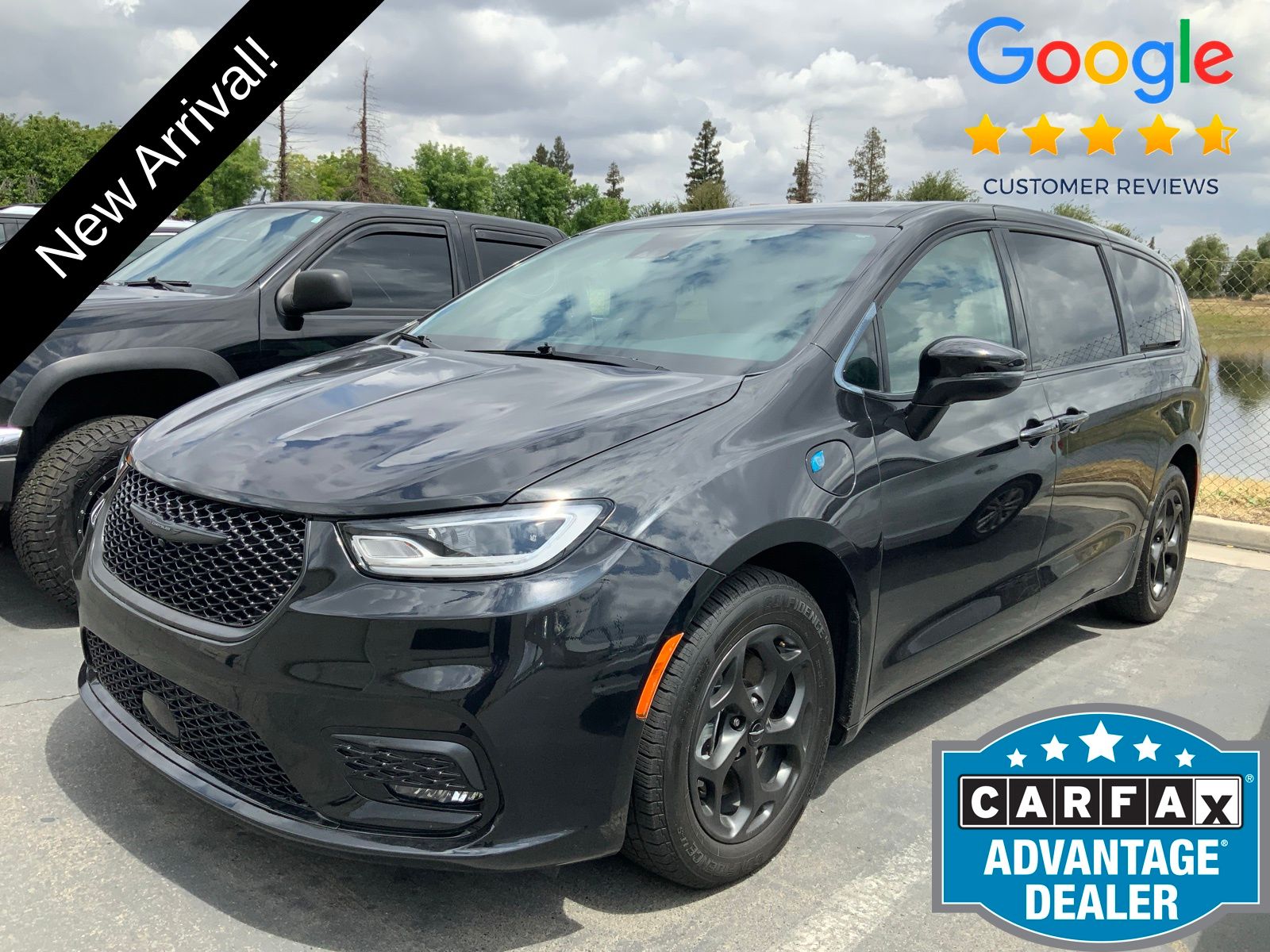 2023 Chrysler Pacifica Hybrid Touring L