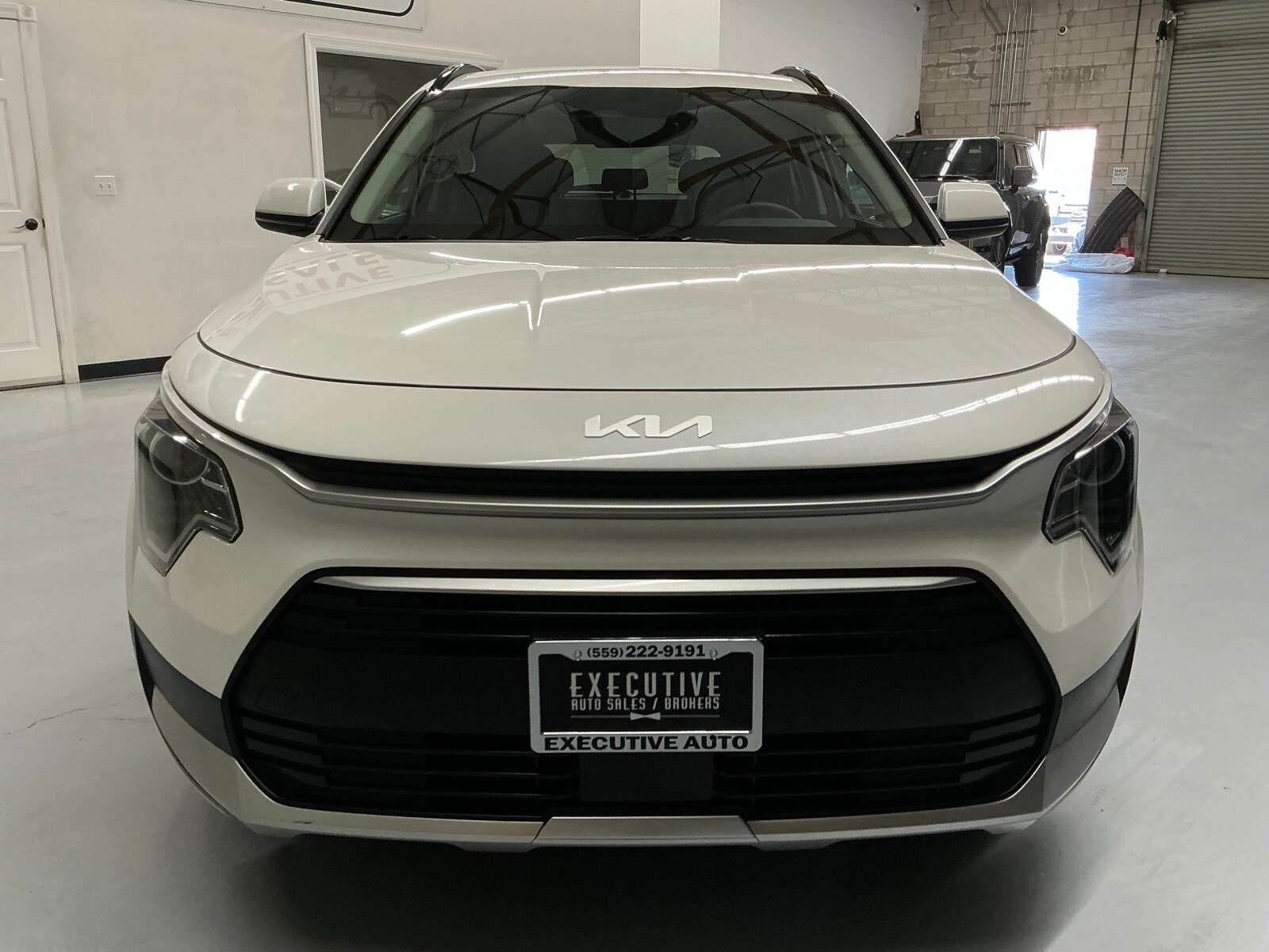 2024 Kia Niro Plug-In Hybrid EX photo 3