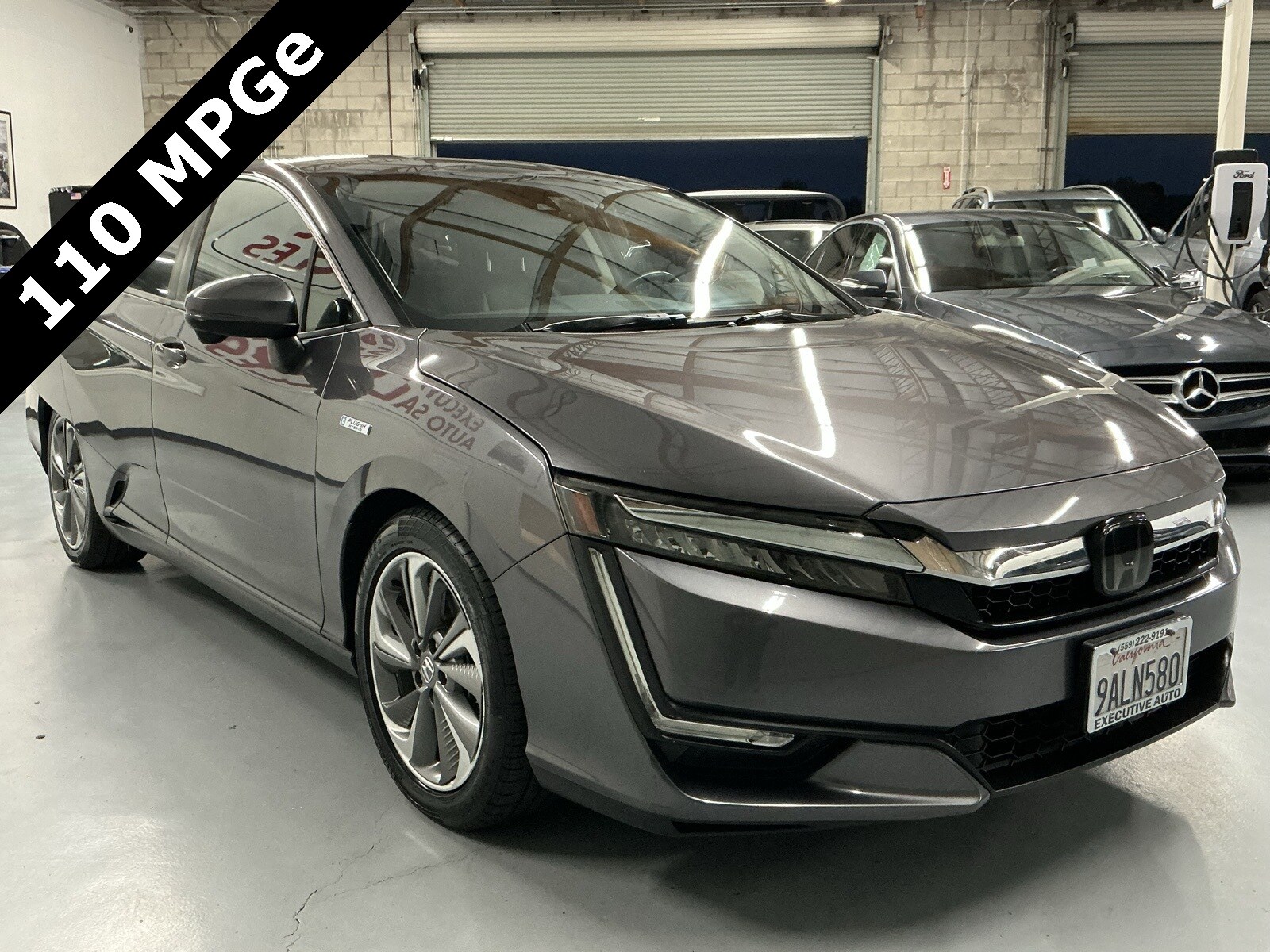 2019 Honda Clarity Plug-In Hybrid Touring photo 3