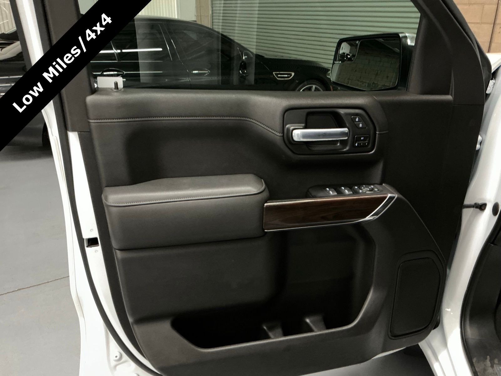 2021 GMC Sierra 1500 SLT - Photo 16