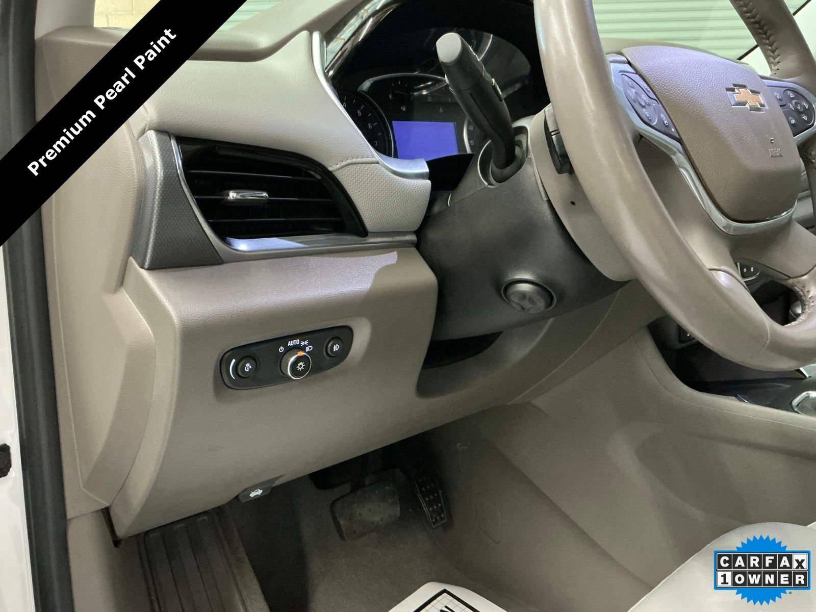 2021 Chevrolet Traverse Premier - Photo 19