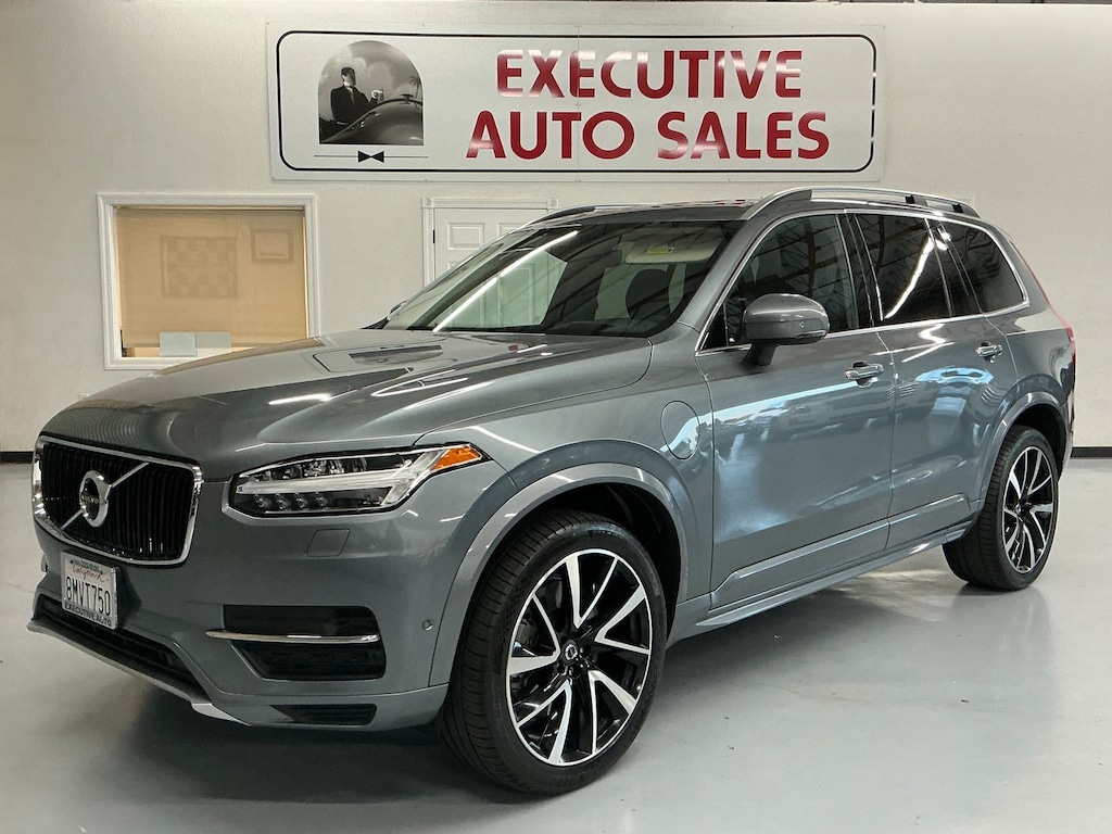 Used 2019 Volvo XC90 Hybrid T8 Momentum SUV