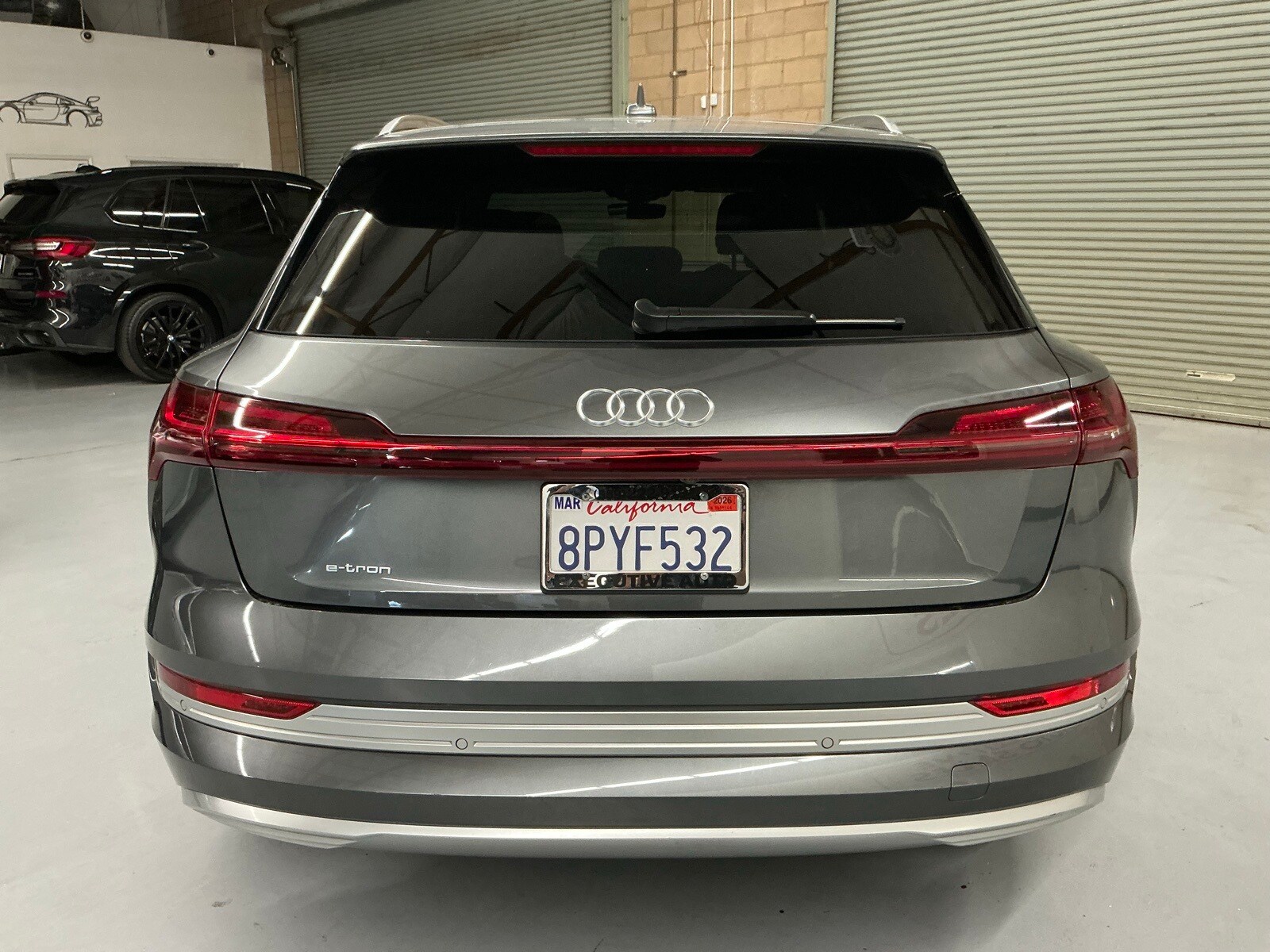 2019 Audi e-tron Premium Plus photo 4