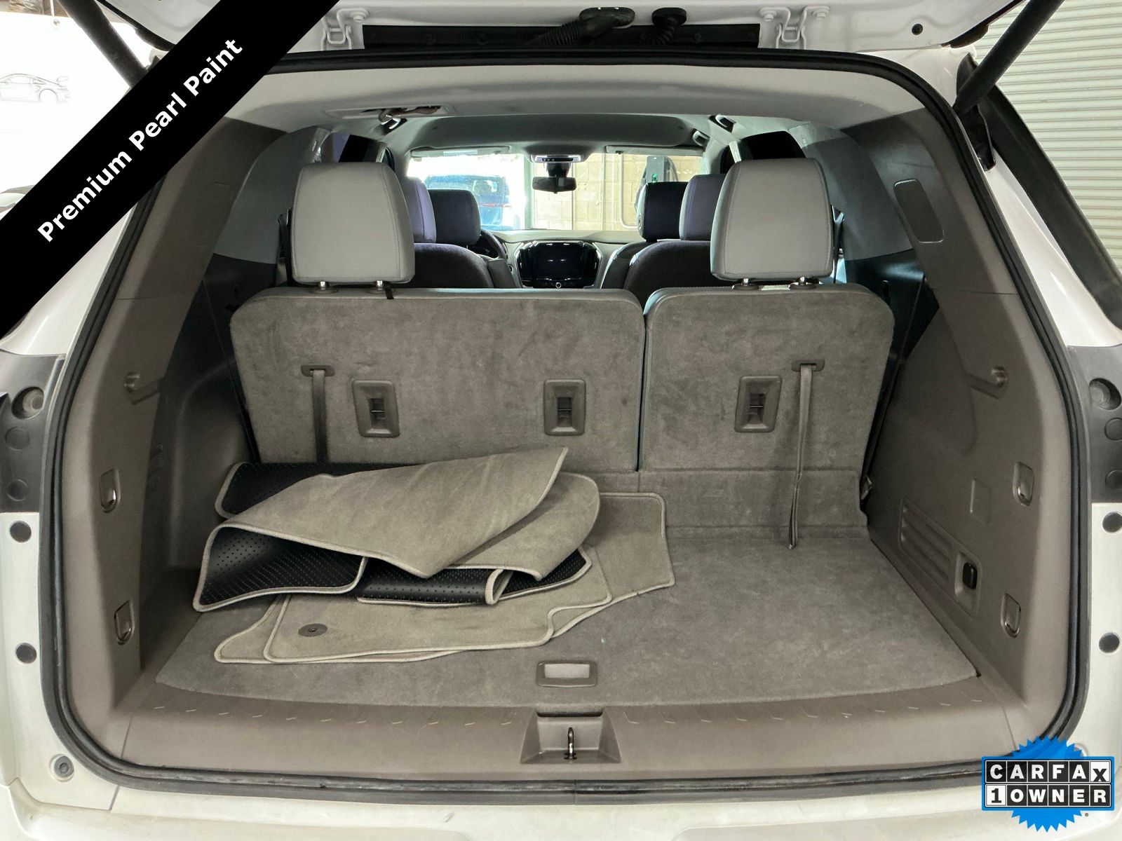 2021 Chevrolet Traverse Premier - Photo 14