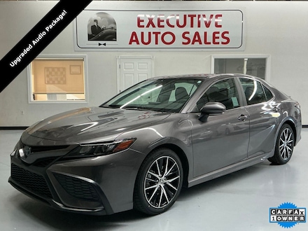 2023 Toyota Camry Hybrid SE Sedan