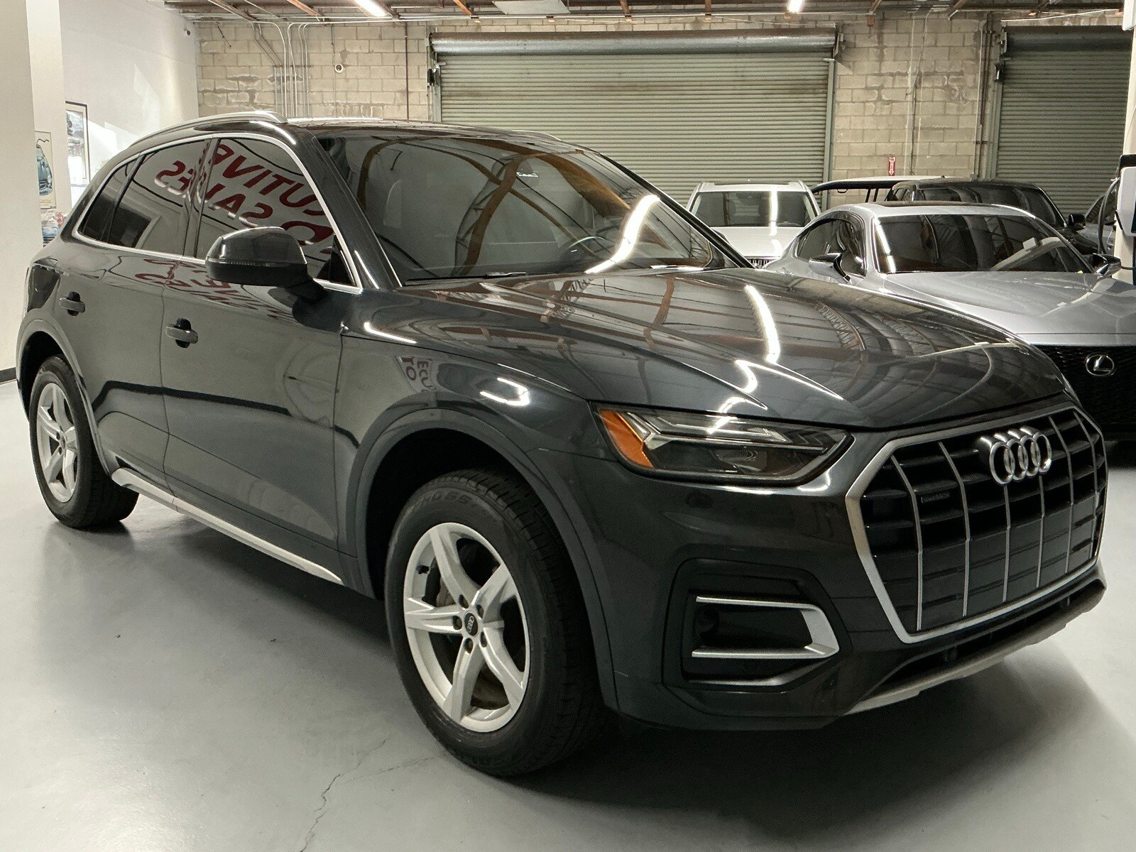 2021 Audi Q5 45 Premium photo 2