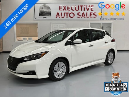 2025 Nissan LEAF S Hatchback