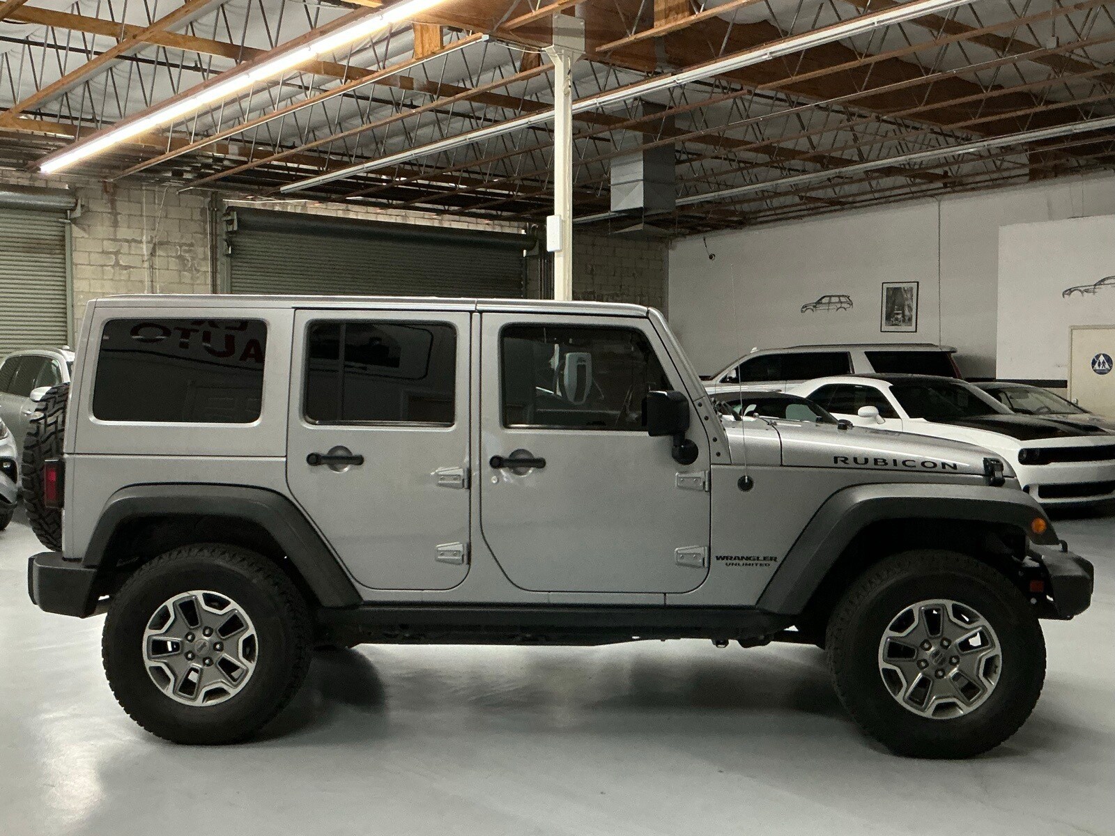 2014 Jeep Wrangler Unlimited Rubicon photo 3