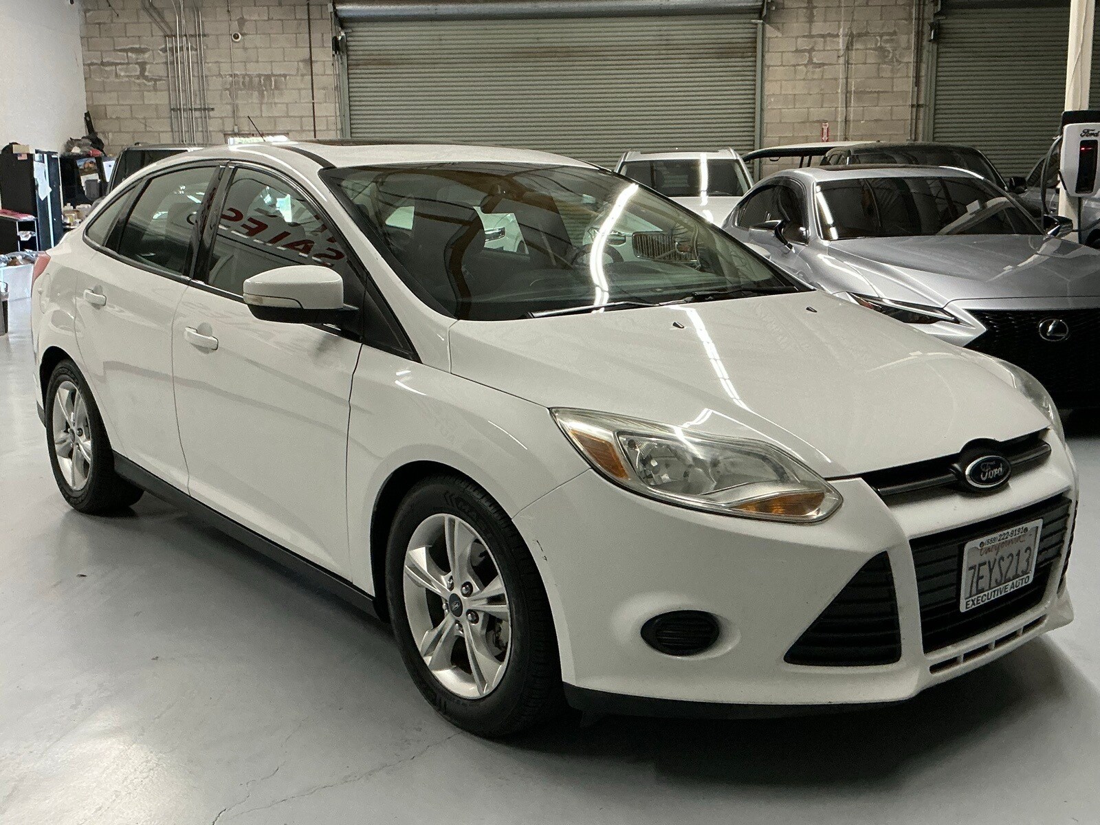 2014 Ford Focus Sedan photo 2