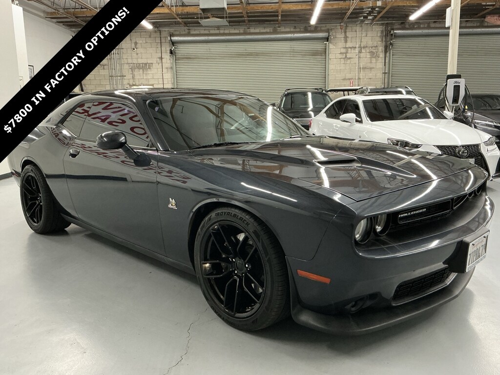 Used 2016 Dodge Challenger R/T Scat Pack Coupe