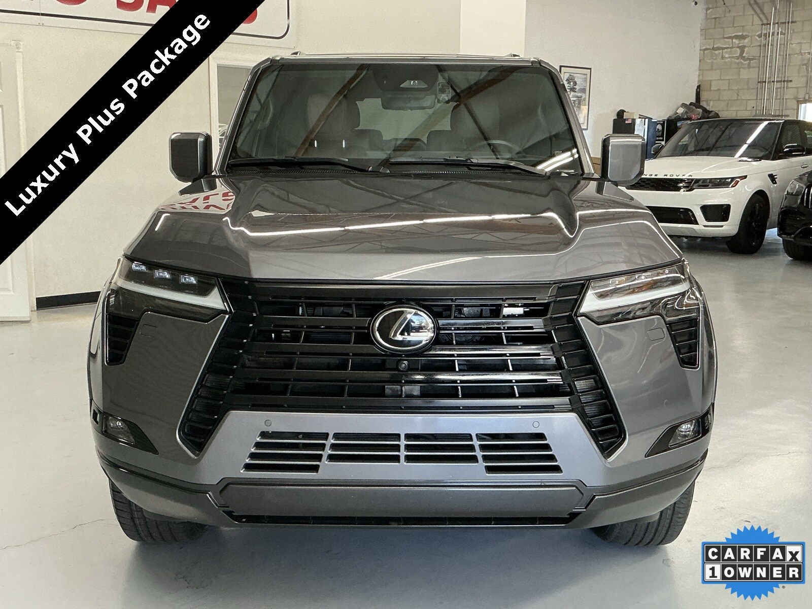 2024 Lexus GX 550 Luxury photo 4