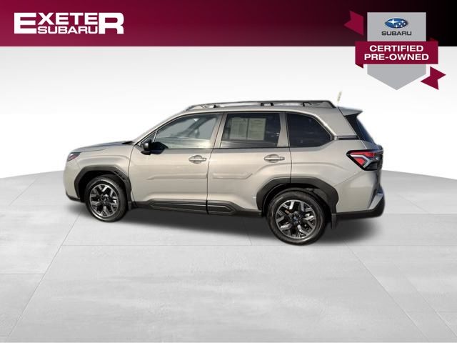 2025 Subaru Forester Premium's photo