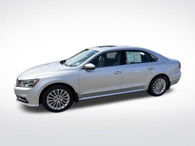 Used 2016 Volkswagen Passat SE with VIN 1VWBT7A32GC008141 for sale in Stratham, NH