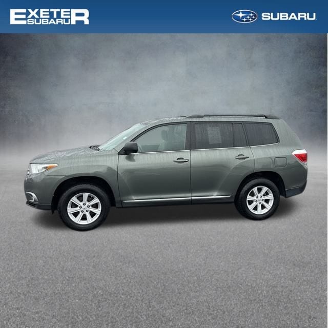 Used 2013 Toyota Highlander Base with VIN 5TDBK3EHXDS243515 for sale in Stratham, NH